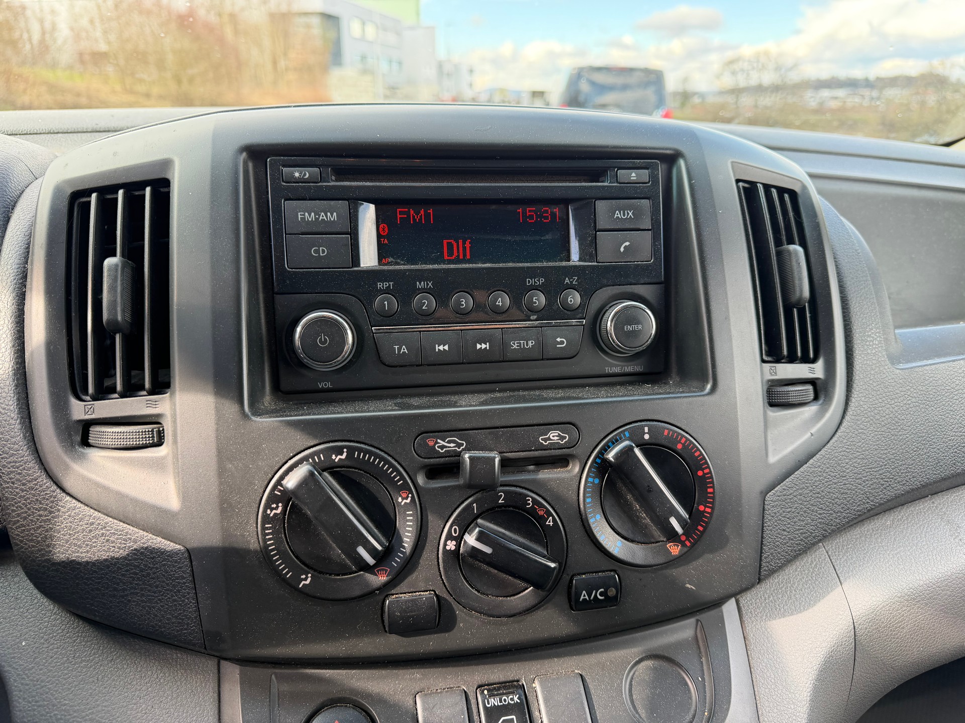 NISSAN NV200 1.5 dCi 90 Premium-image-5