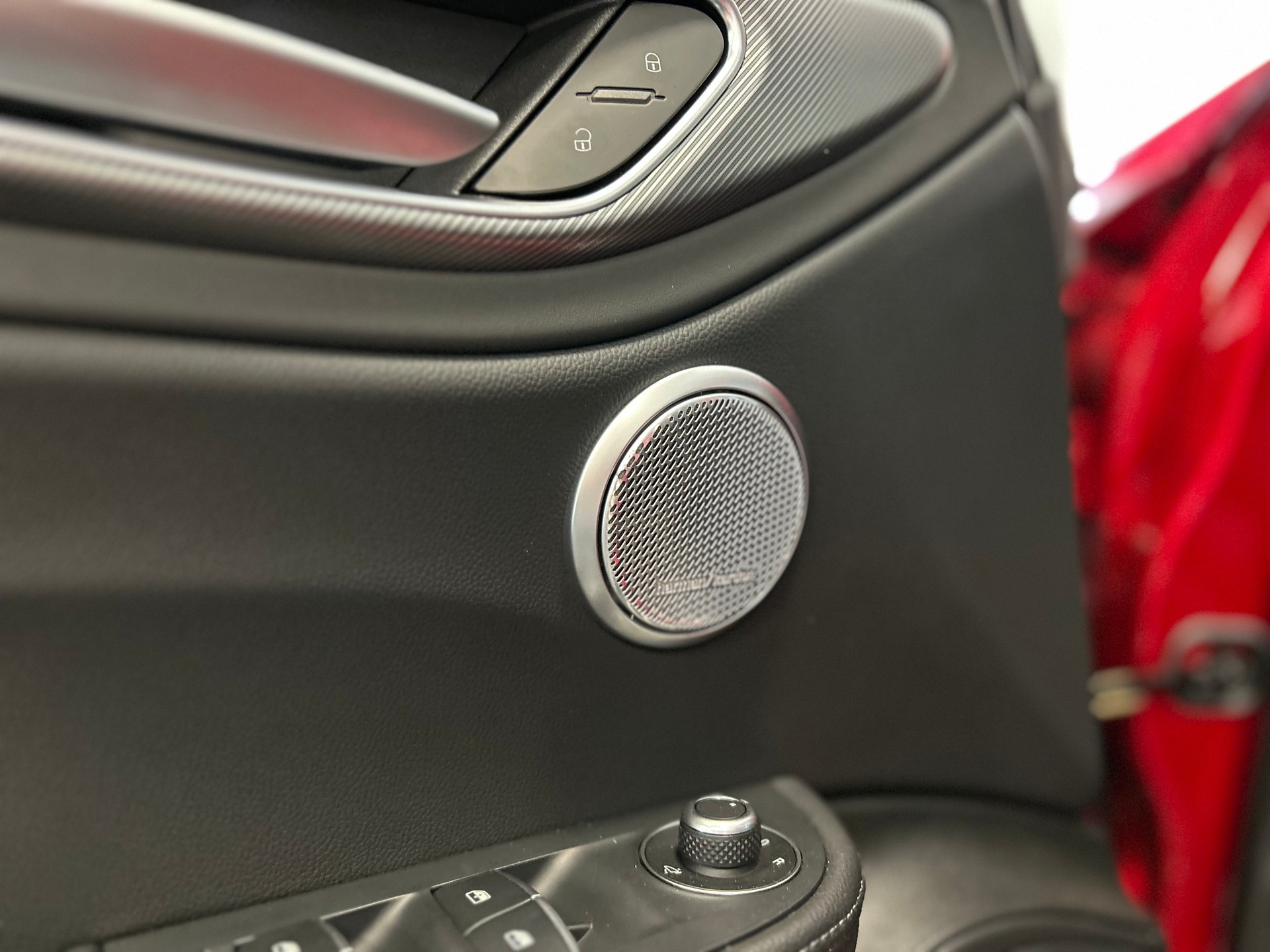 ALFA ROMEO Giulia 2.0 Veloce Q4 AT8-image-15