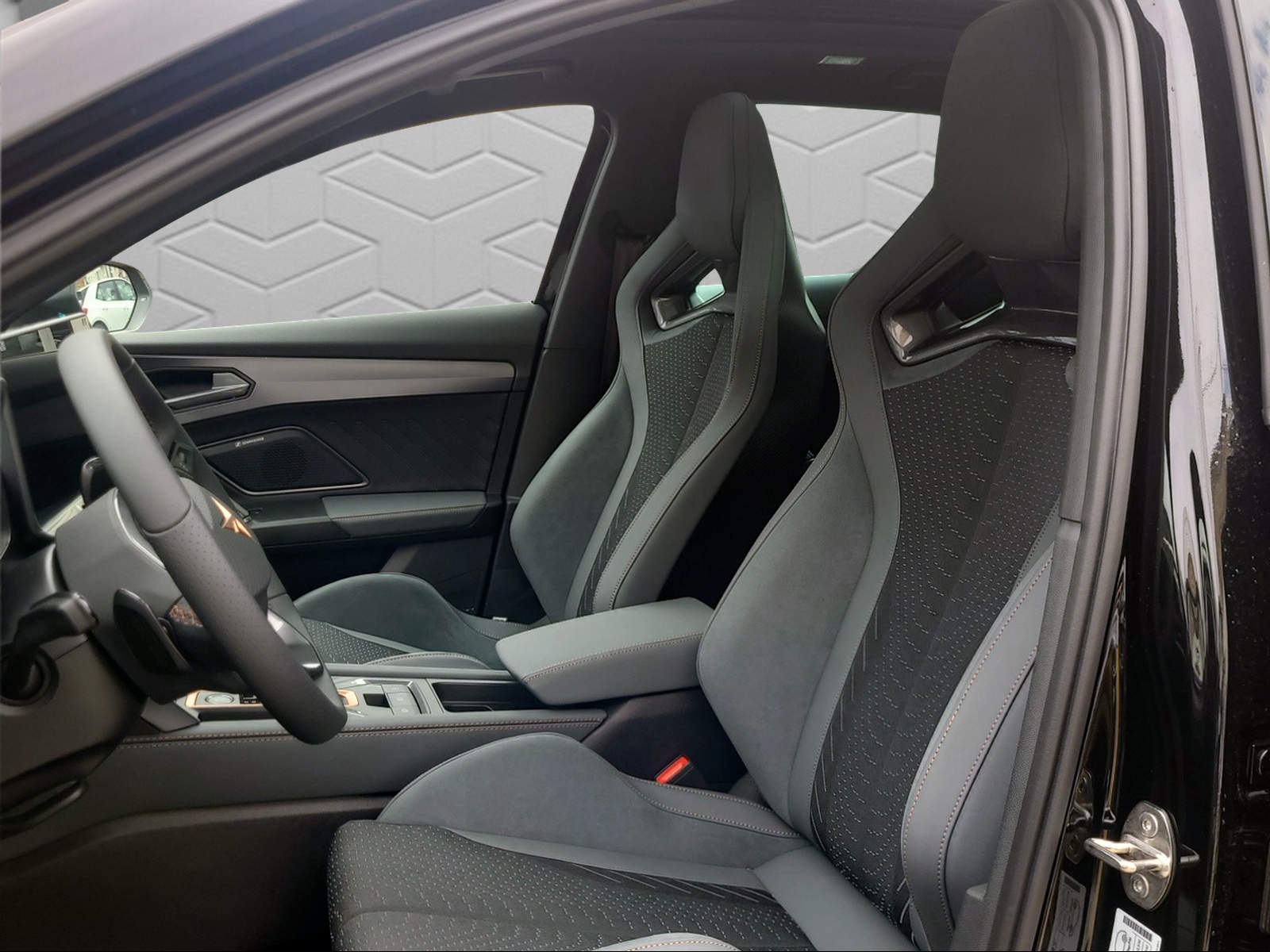CUPRA Formentor 2.5TSI VZ5 4Drive DSG-image-6