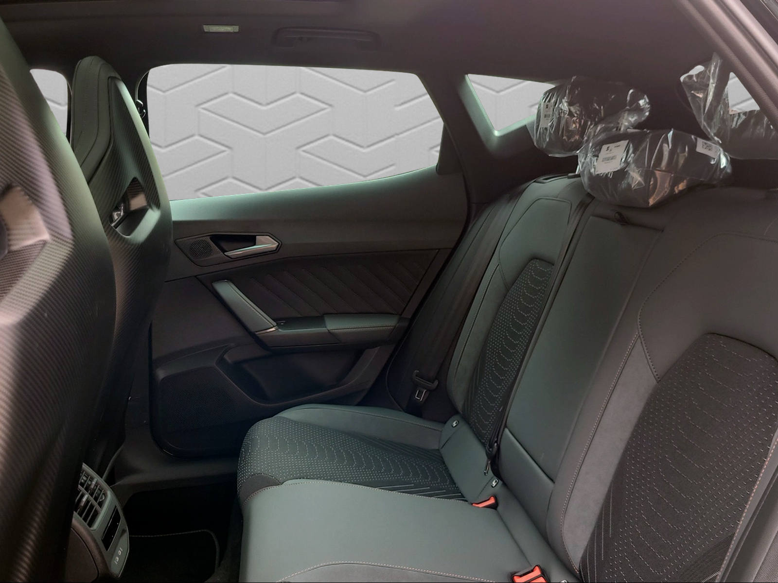 CUPRA Formentor 2.5TSI VZ5 4Drive DSG-image-12