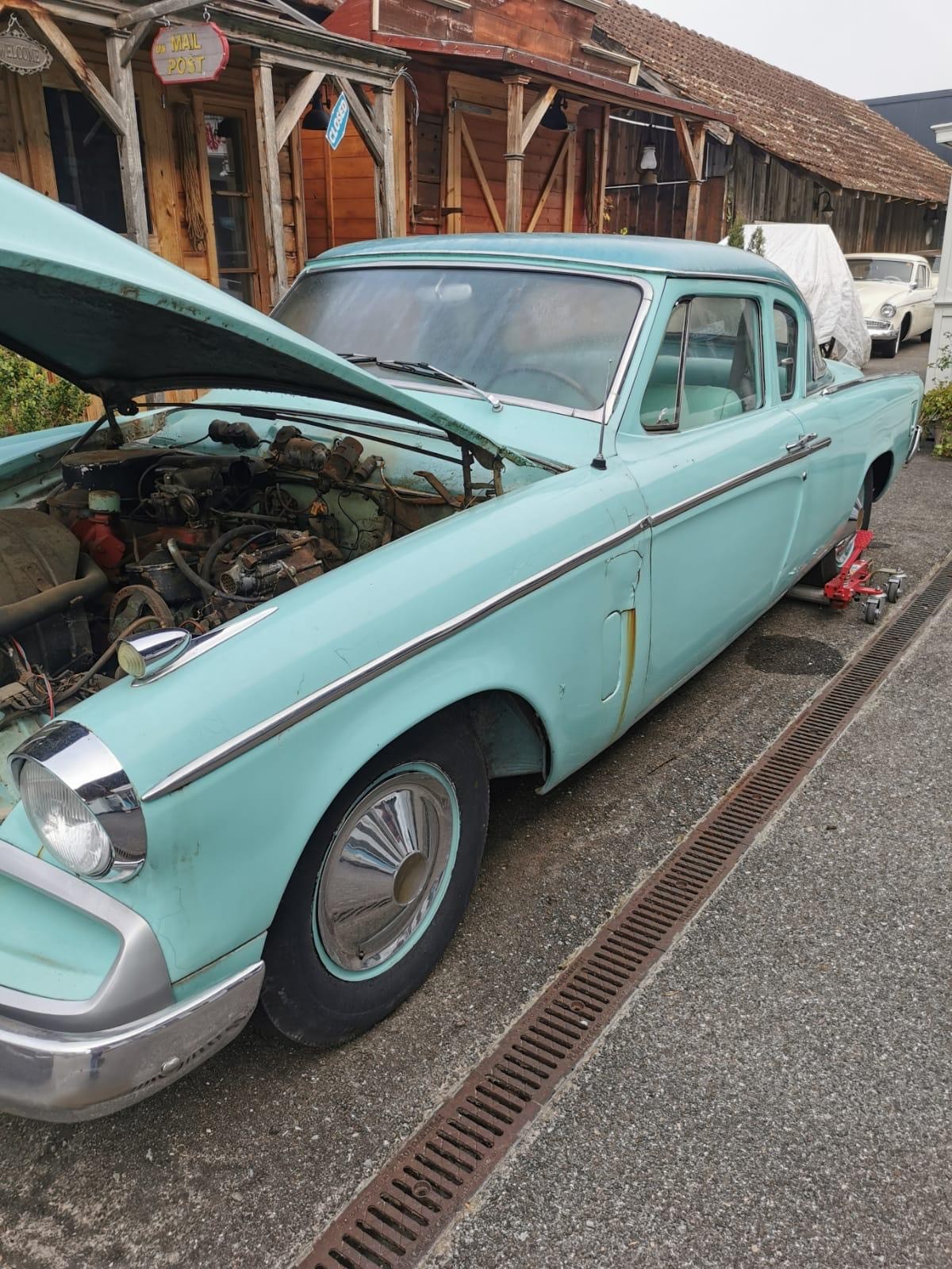 STUDEBAKER Power Hawk coupé V8 1956