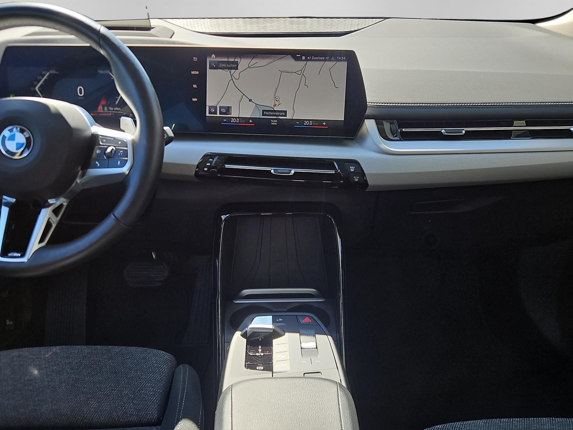 BMW 218d DKG-image-12