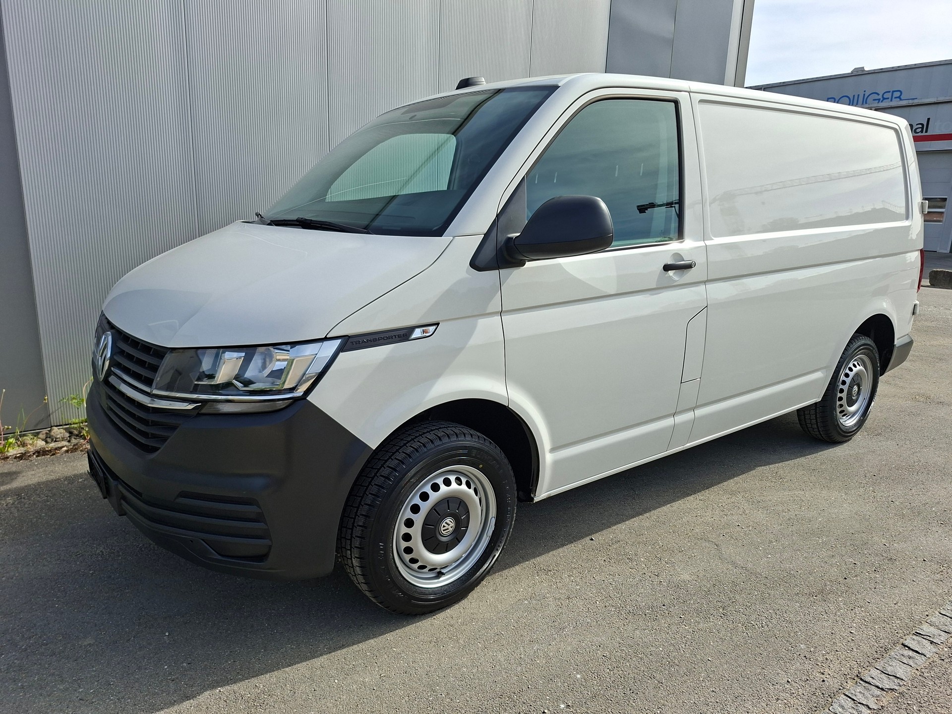 VW T6.1 2.0 TDI-image-2
