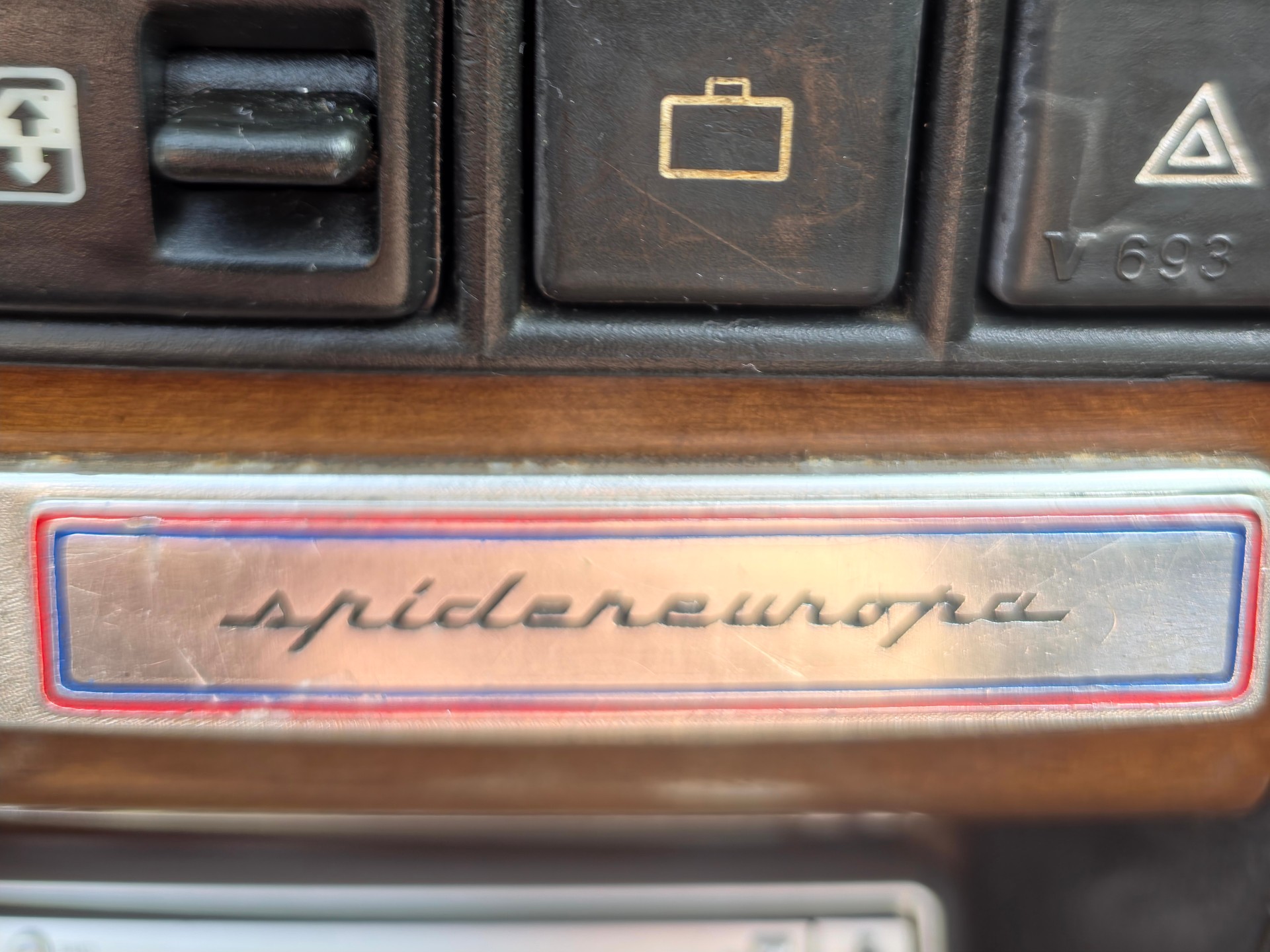 FIAT Spider 124 DS Pininfarina 2.0-image-14