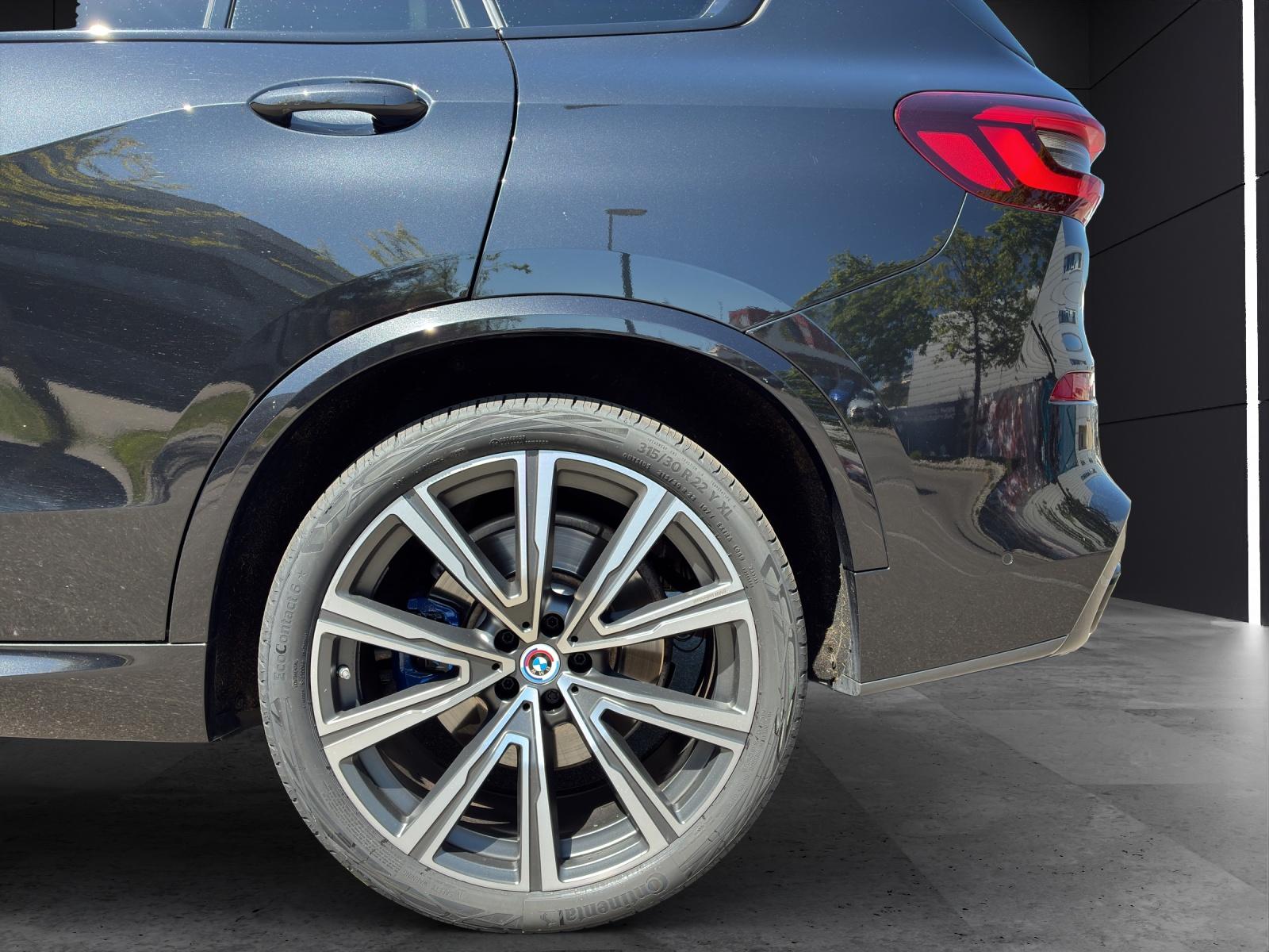 BMW X5 M50i xDrive-image-6