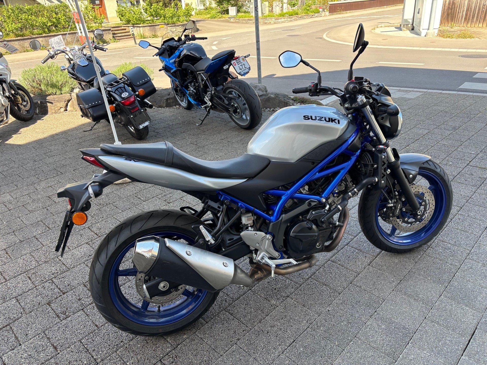 SUZUKI SV 650 ABS L6-image-2