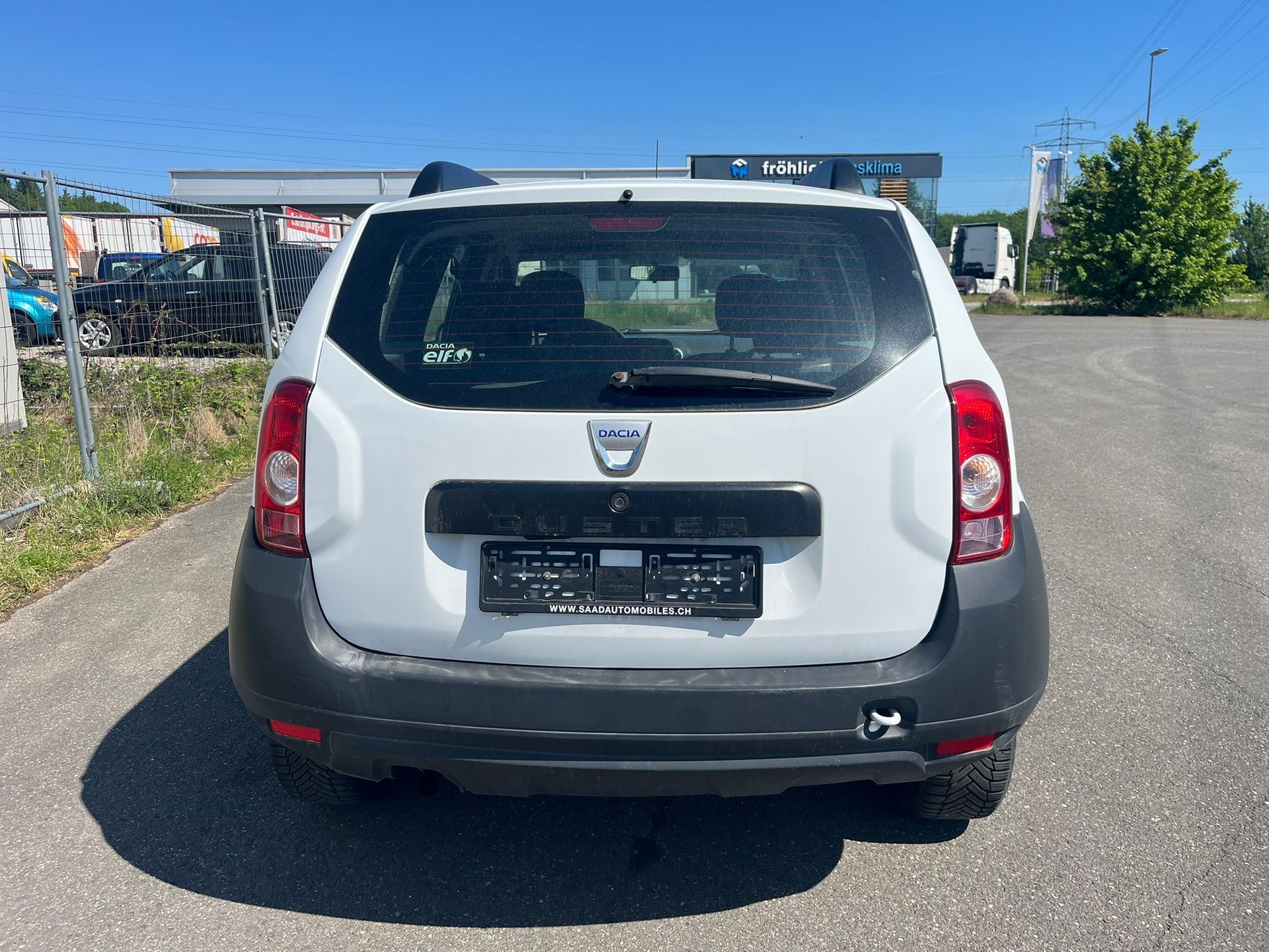 DACIA Duster 1.6 Lauréate 4x4-image-5