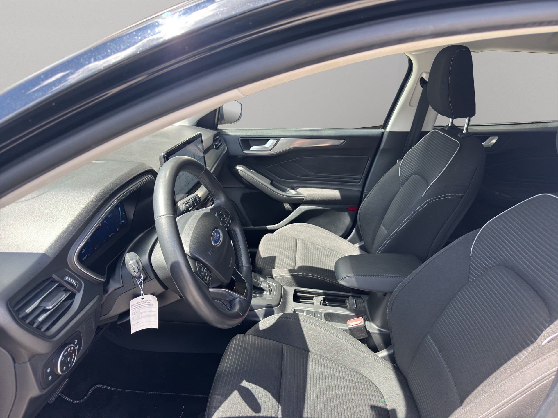 FORD Focus 1.0 MHEV Titanium Automat-image-11