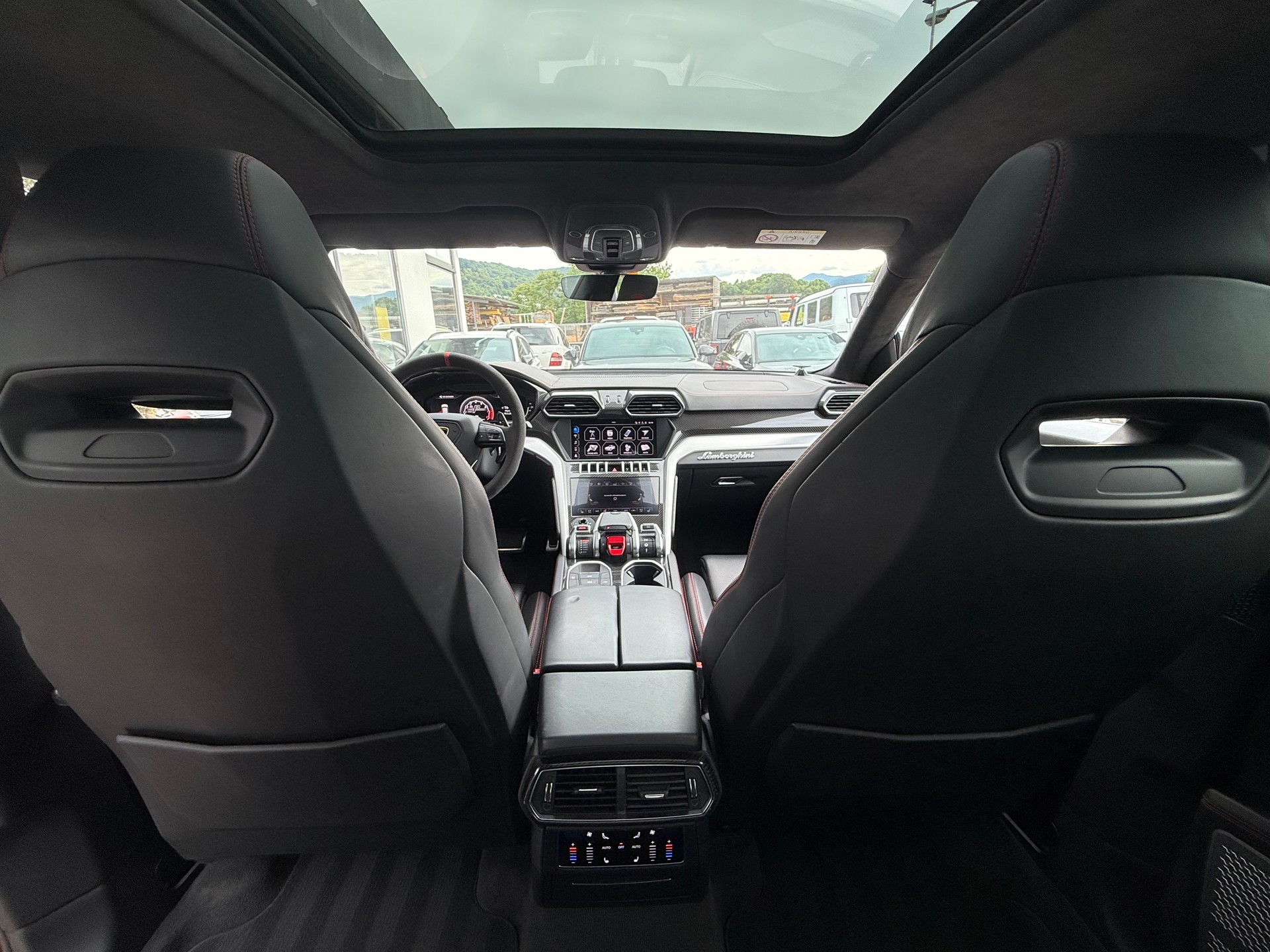 LAMBORGHINI Urus E-Gear-image-16