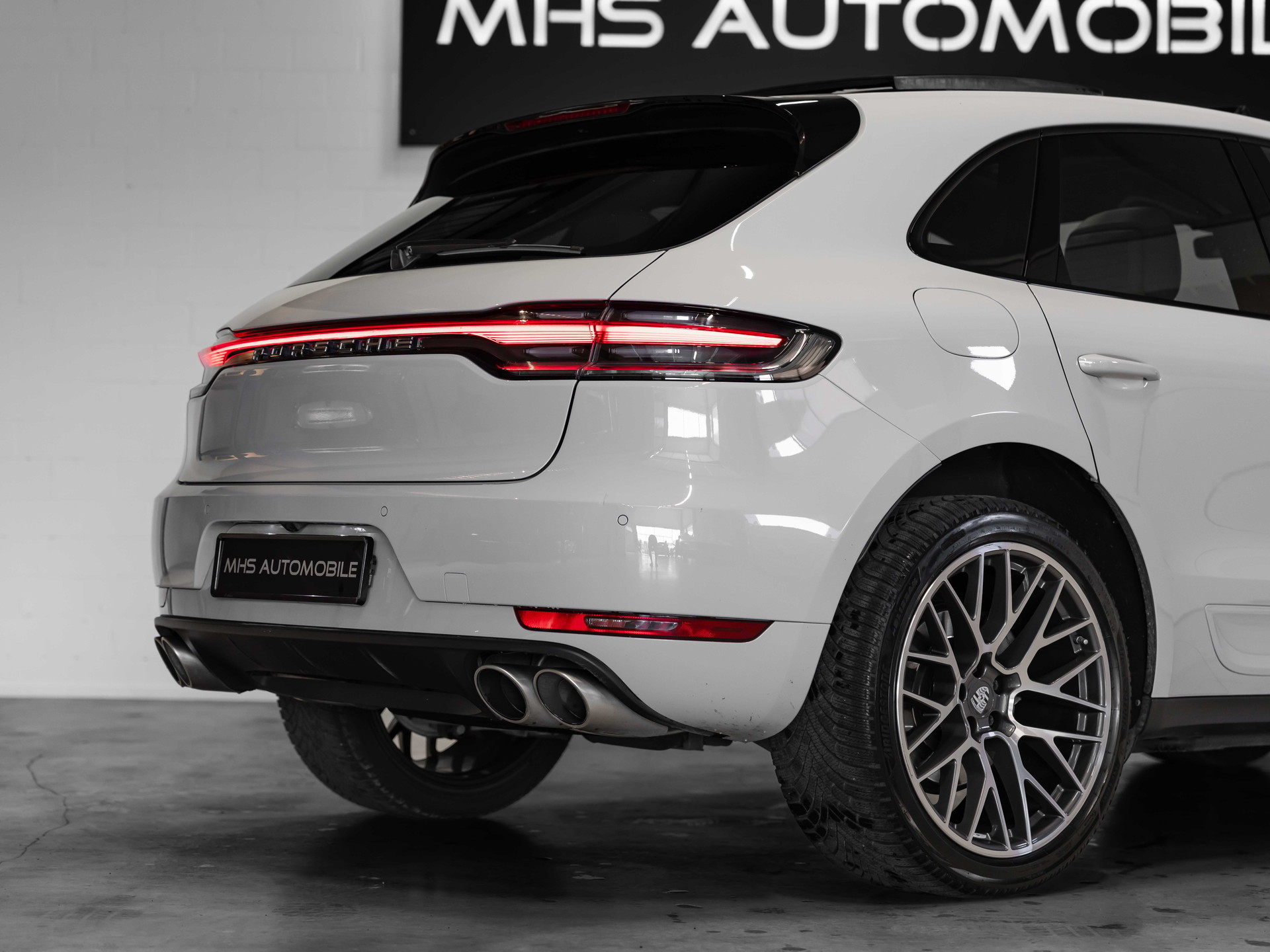 PORSCHE Macan S PDK-image-26