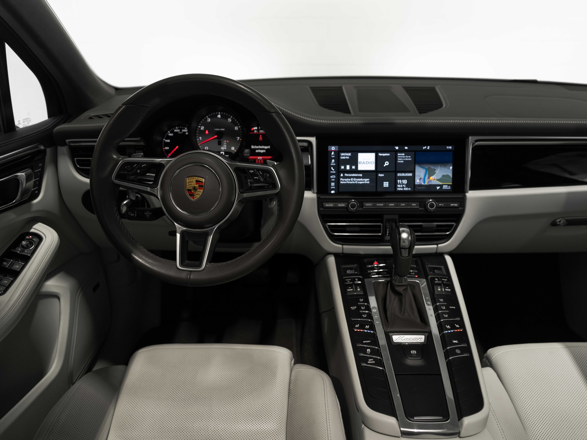 PORSCHE Macan S PDK-image-33