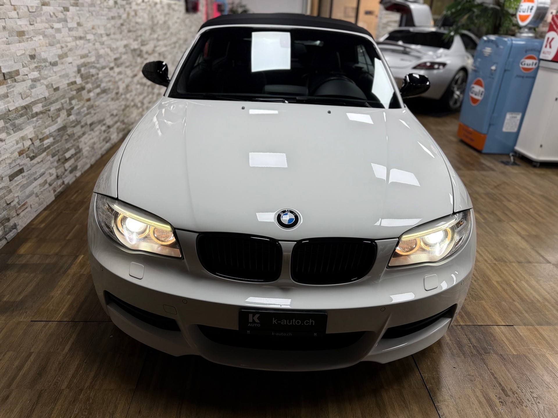 BMW 135i Cabrio DSG-image-9