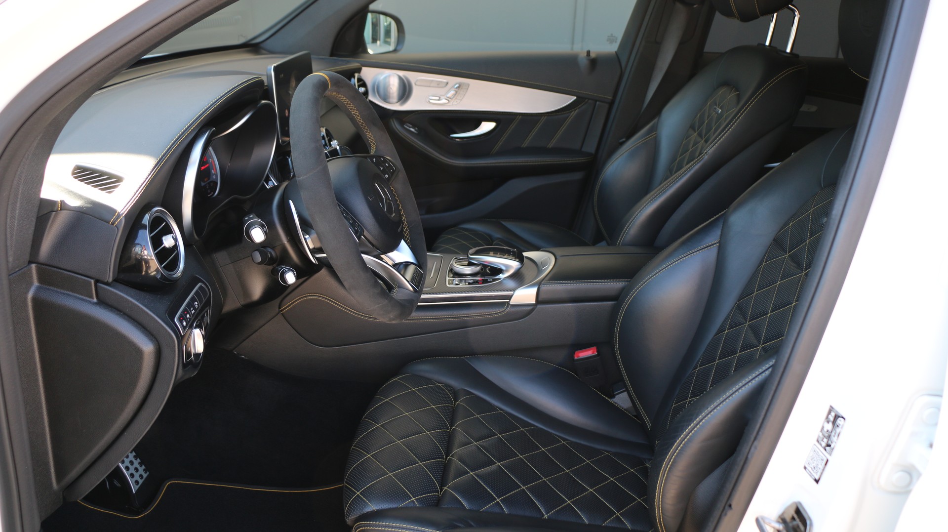 MERCEDES-BENZ GLC 63S AMG Coupé Edition 1 4Matic+-image-8