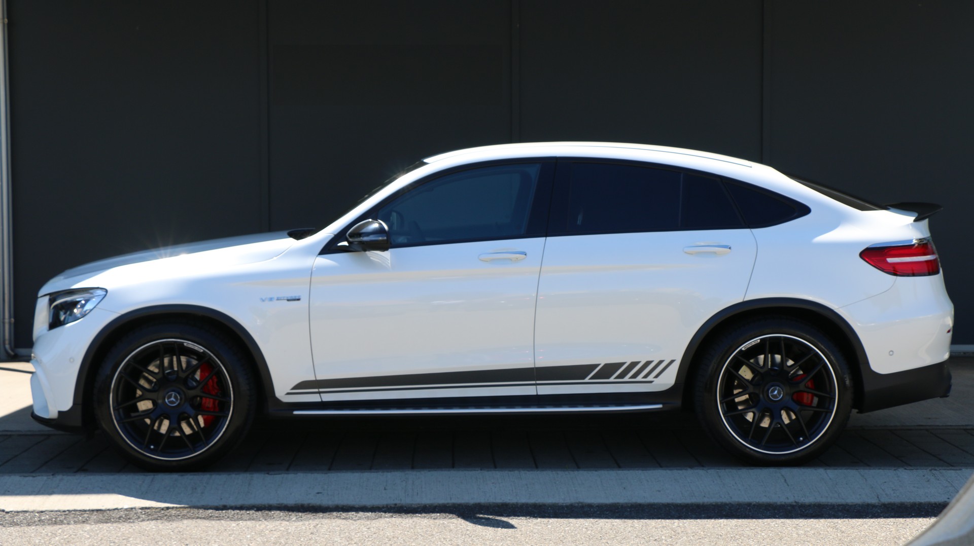 MERCEDES-BENZ GLC 63S AMG Coupé Edition 1 4Matic+-image-2