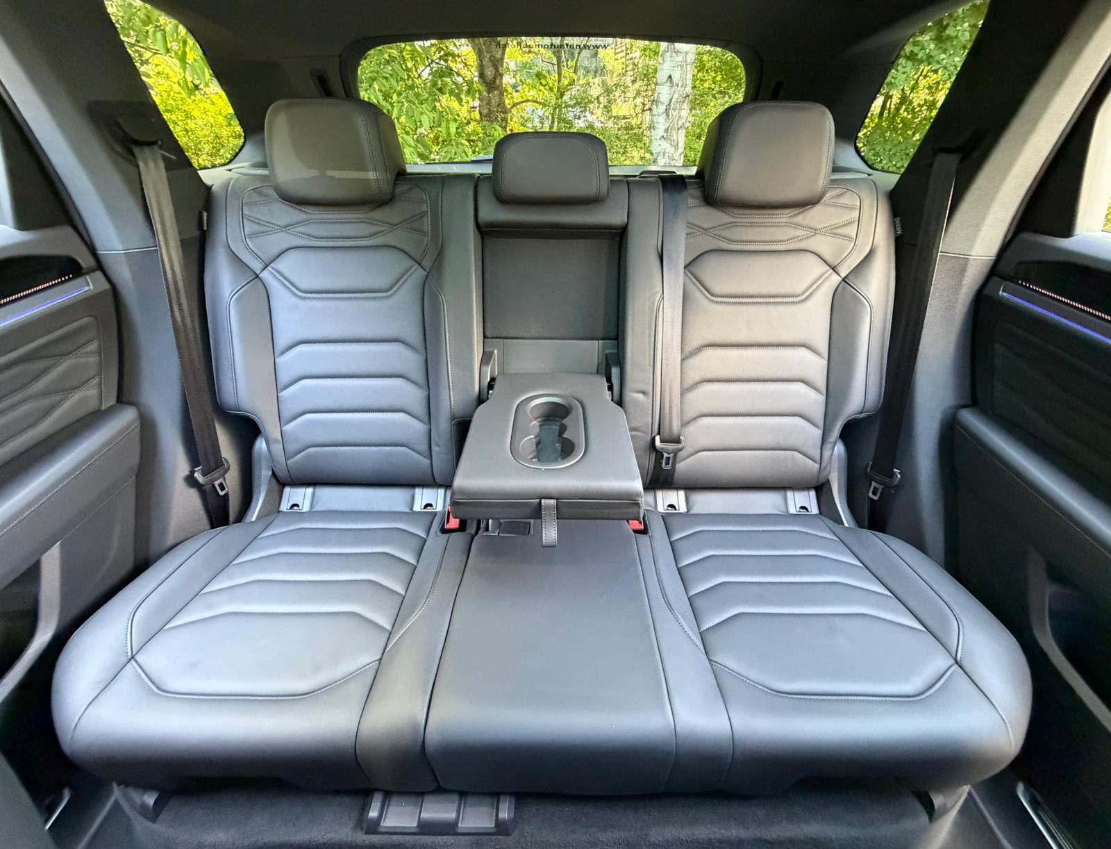 VW Touareg 3.0 TSI R eHybrid Tiptronic-image-20