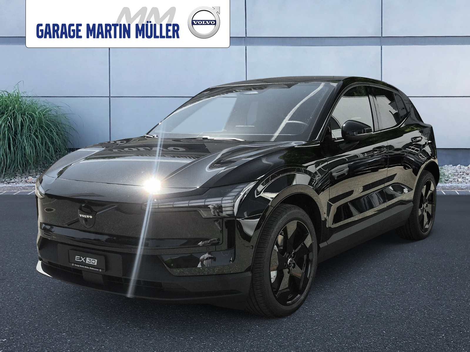 VOLVO EX 30 E60 Twin Ultra Performance Swiss Black Edition AWD