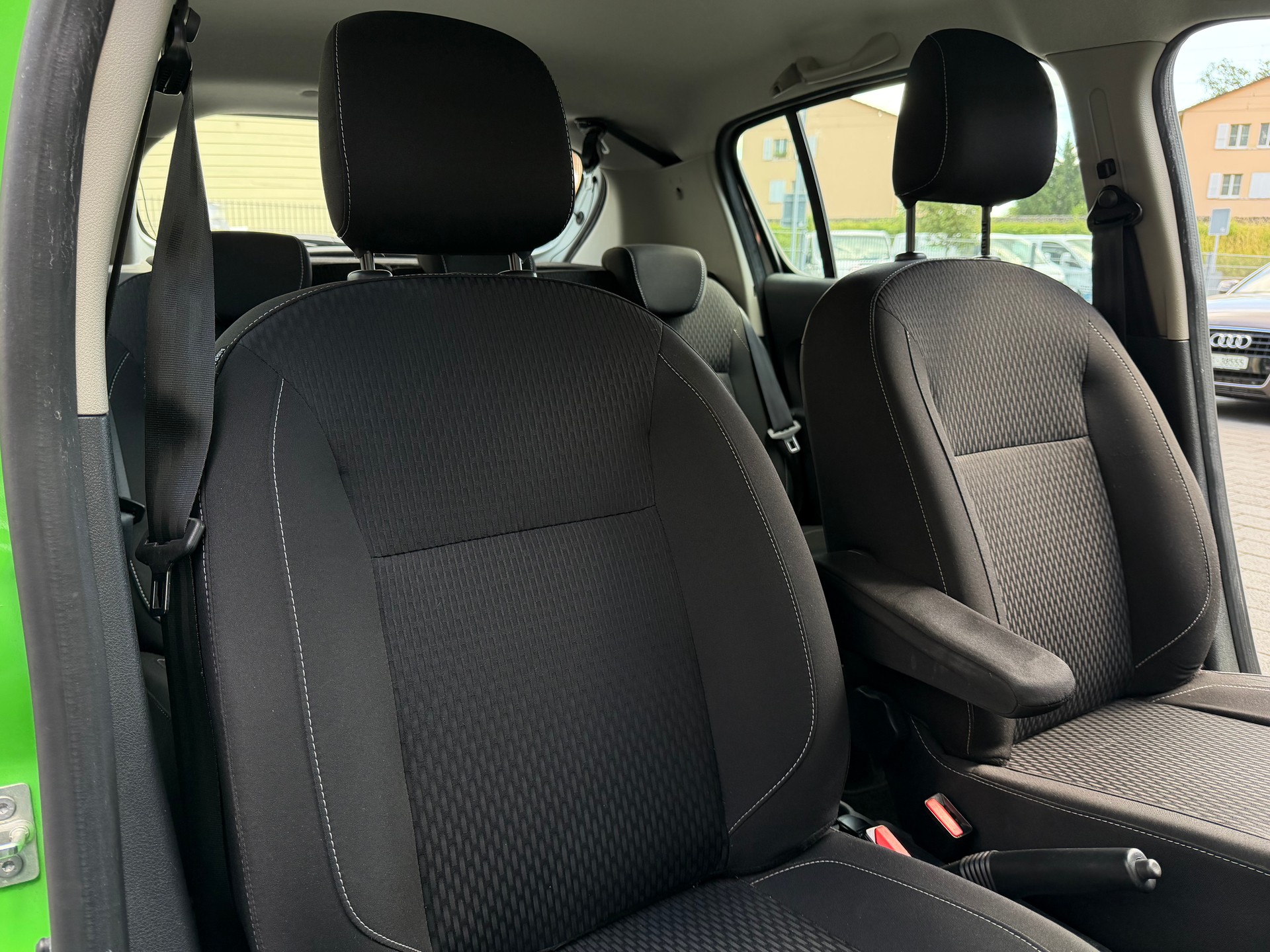 DACIA Sandero TCe 90 Comfort*Frisch ab MFK&Service*Sparsam&Zuverlässig*2 Neue Pneu inkl.*-image-11