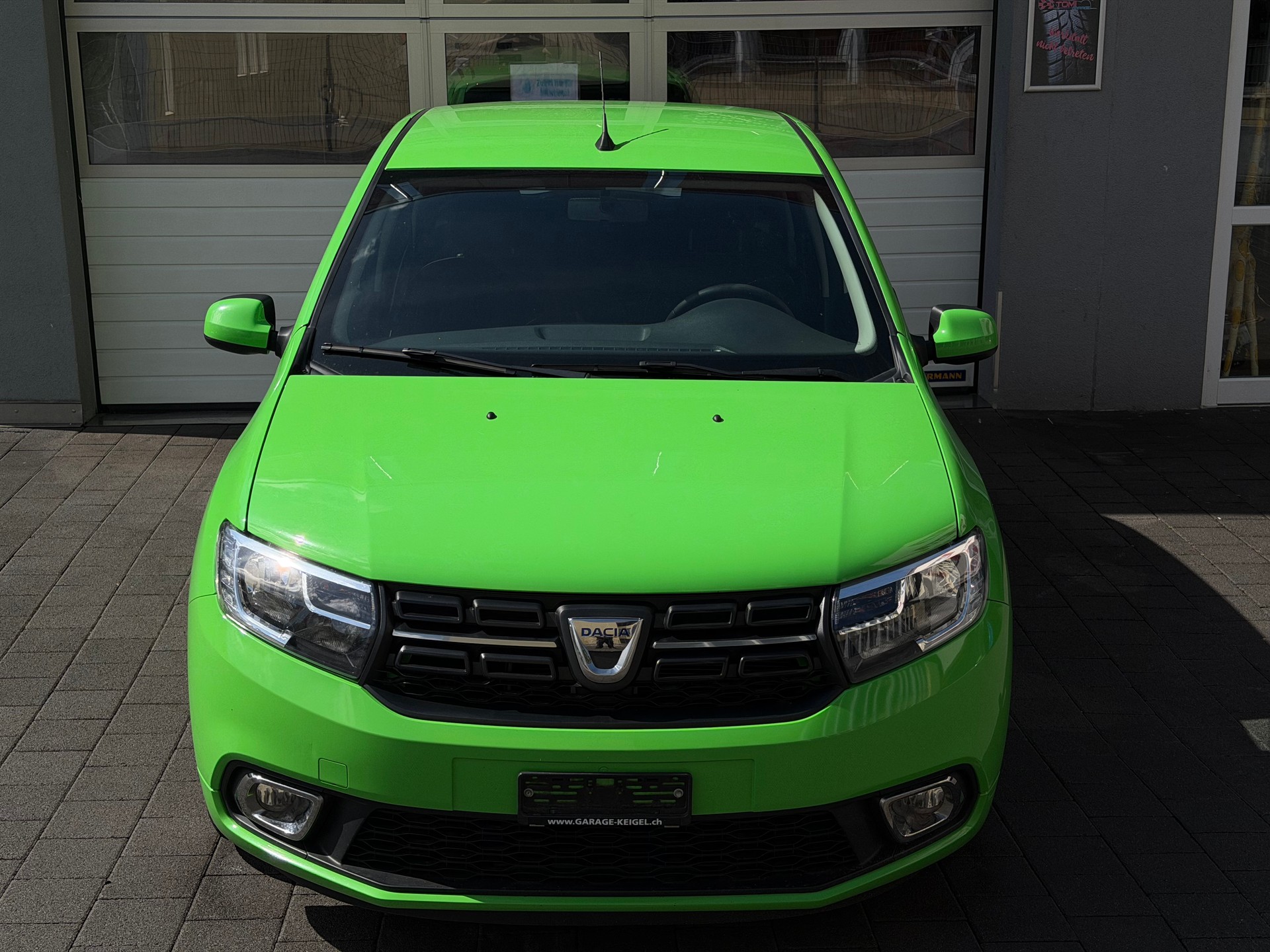 DACIA Sandero TCe 90 Comfort*Frisch ab MFK&Service*Sparsam&Zuverlässig*2 Neue Pneu inkl.*-image-2