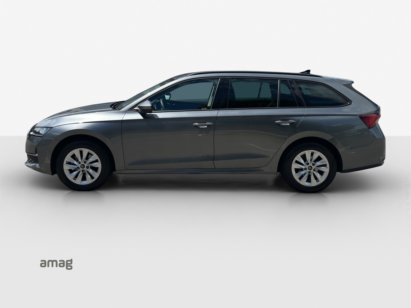 SKODA Octavia Combi 1.5 TSI mHEV DSG Dynamic-showroom-element-1