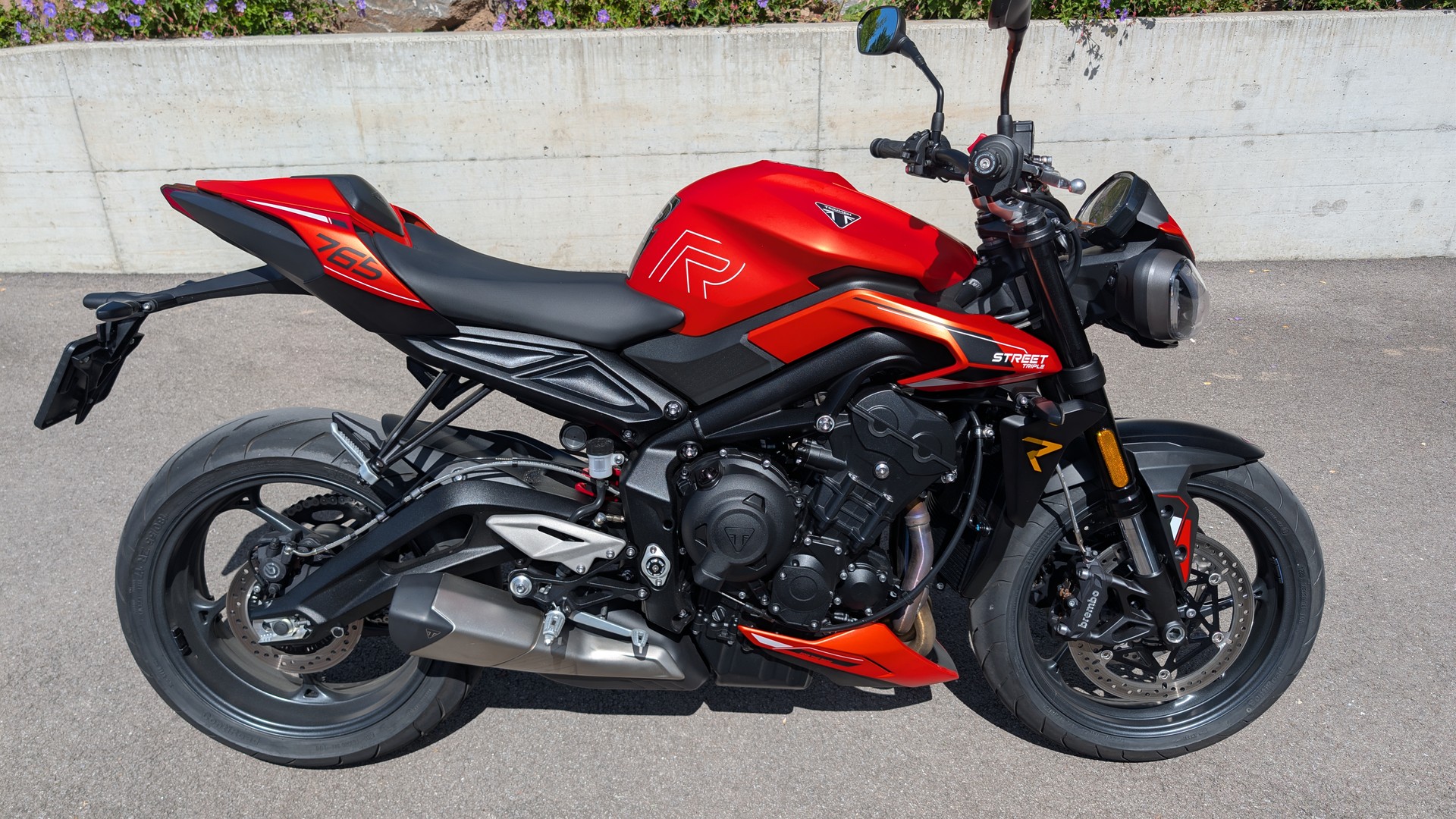 TRIUMPH Street Triple R 765-image-3