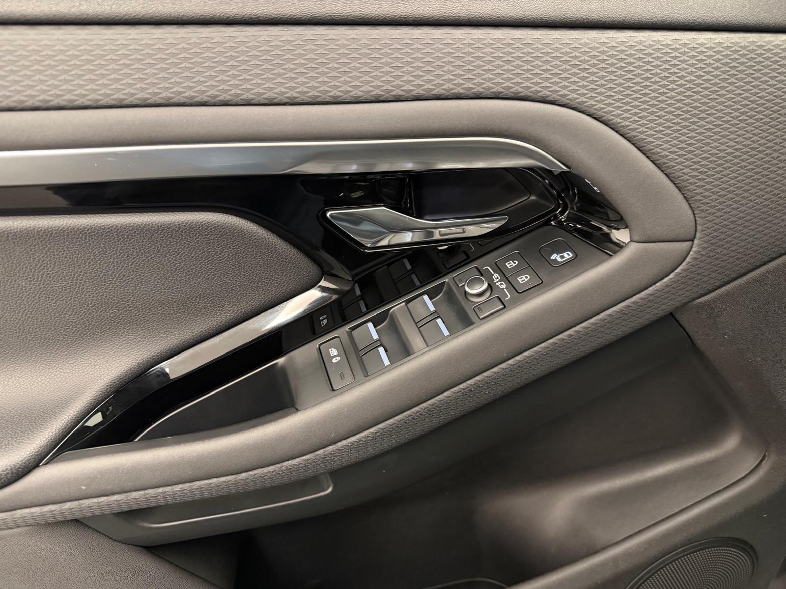 LAND ROVER Range Rover Evoque 1.5 T 300e S-image-13