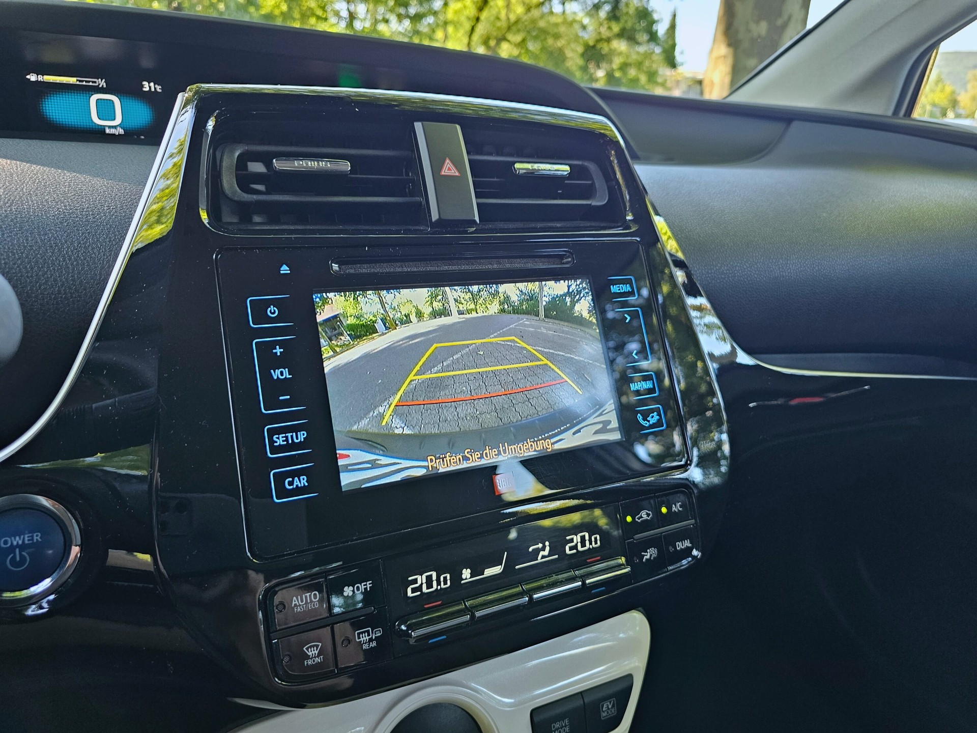 TOYOTA Prius 1.8 VVT-i HSD Sol Premium-image-10