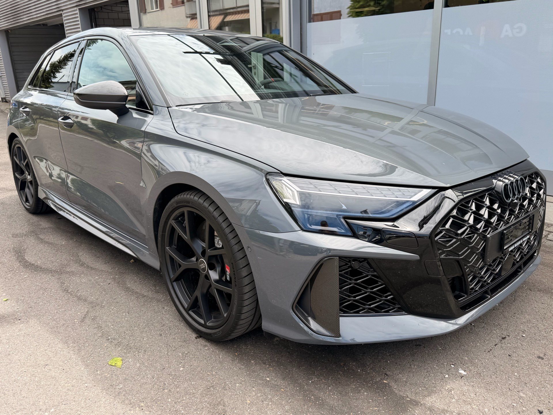 AUDI RS3 SPORTBACK 2.5 400 PS TFSI QUATTRO *** RS SCHALENSITZE ***-showroom-element-2