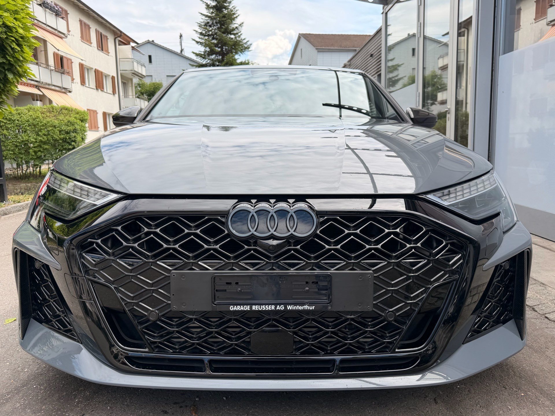 AUDI RS3 SPORTBACK 2.5 400 PS TFSI QUATTRO *** RS SCHALENSITZE ***-showroom-element-1