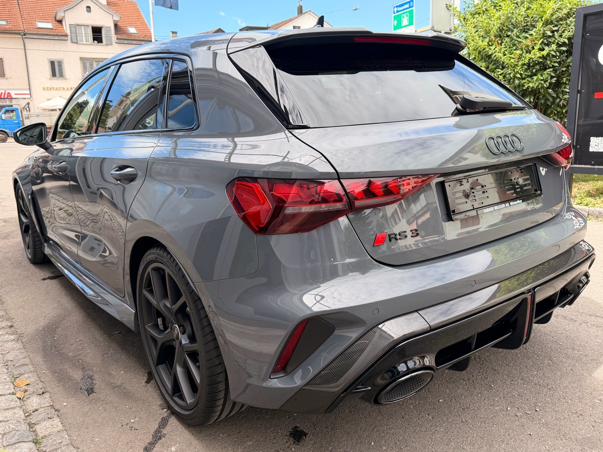 AUDI RS3 SPORTBACK 2.5 400 PS TFSI QUATTRO *** RS SCHALENSITZE ***-image-5