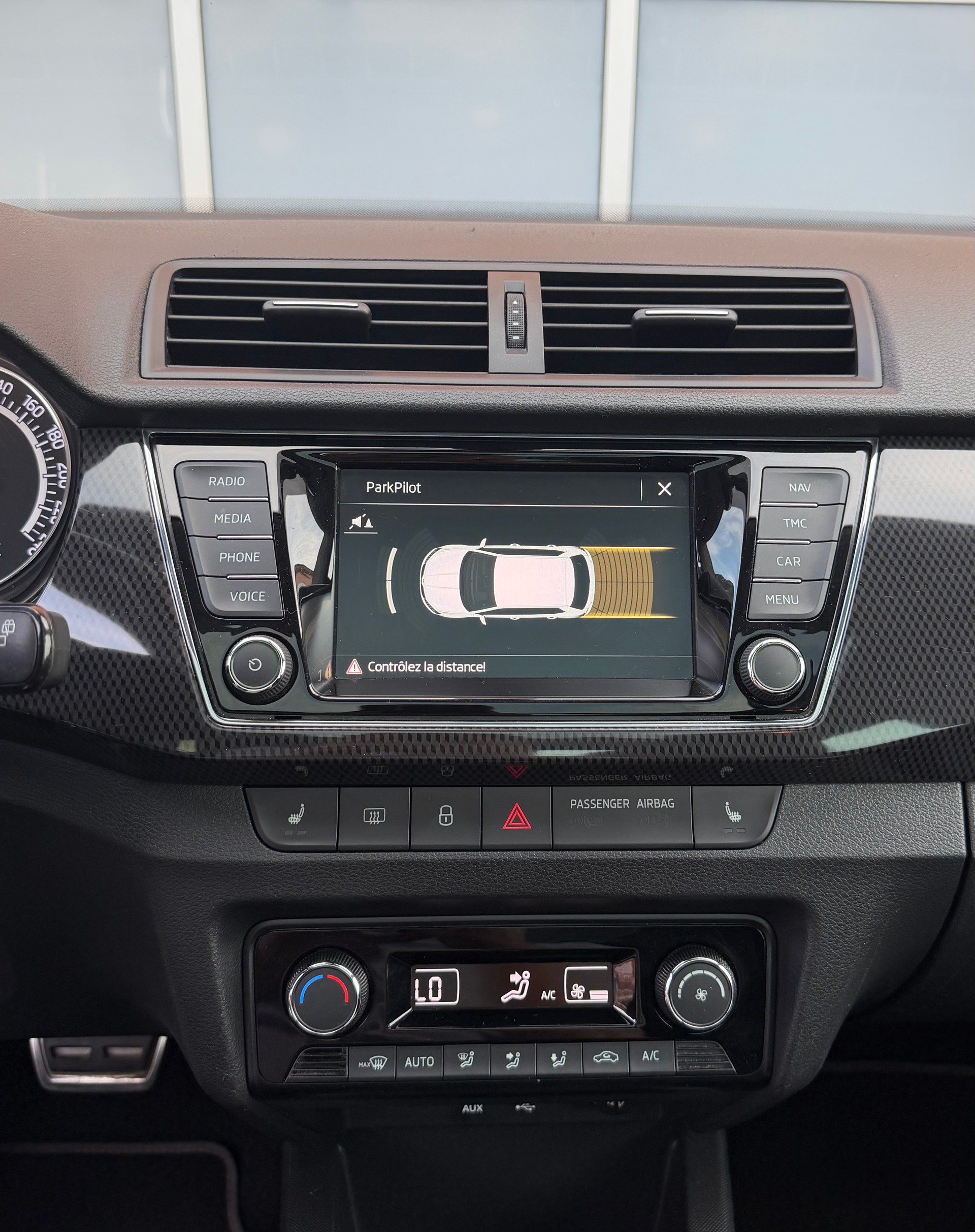 SKODA Fabia 1.0 TSI Monte Carlo DSG-image-11