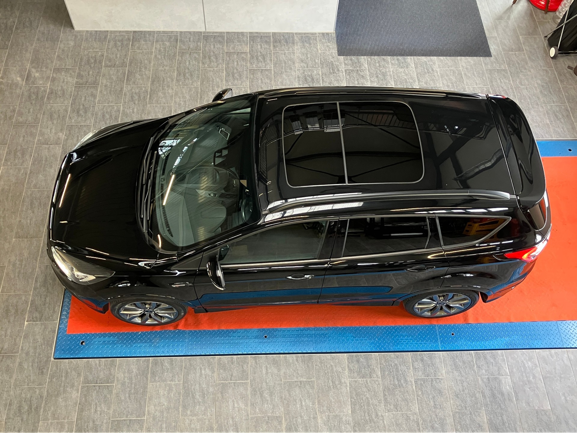 FORD Kuga 2.0 TDCi ST Line High 4WD PowerShift-image-13