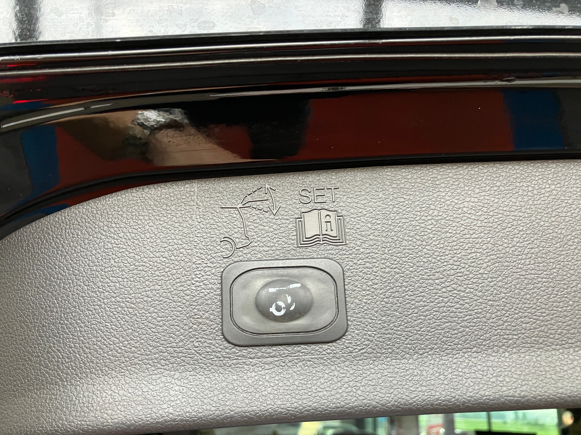 FORD Kuga 2.0 TDCi ST Line High 4WD PowerShift-image-18