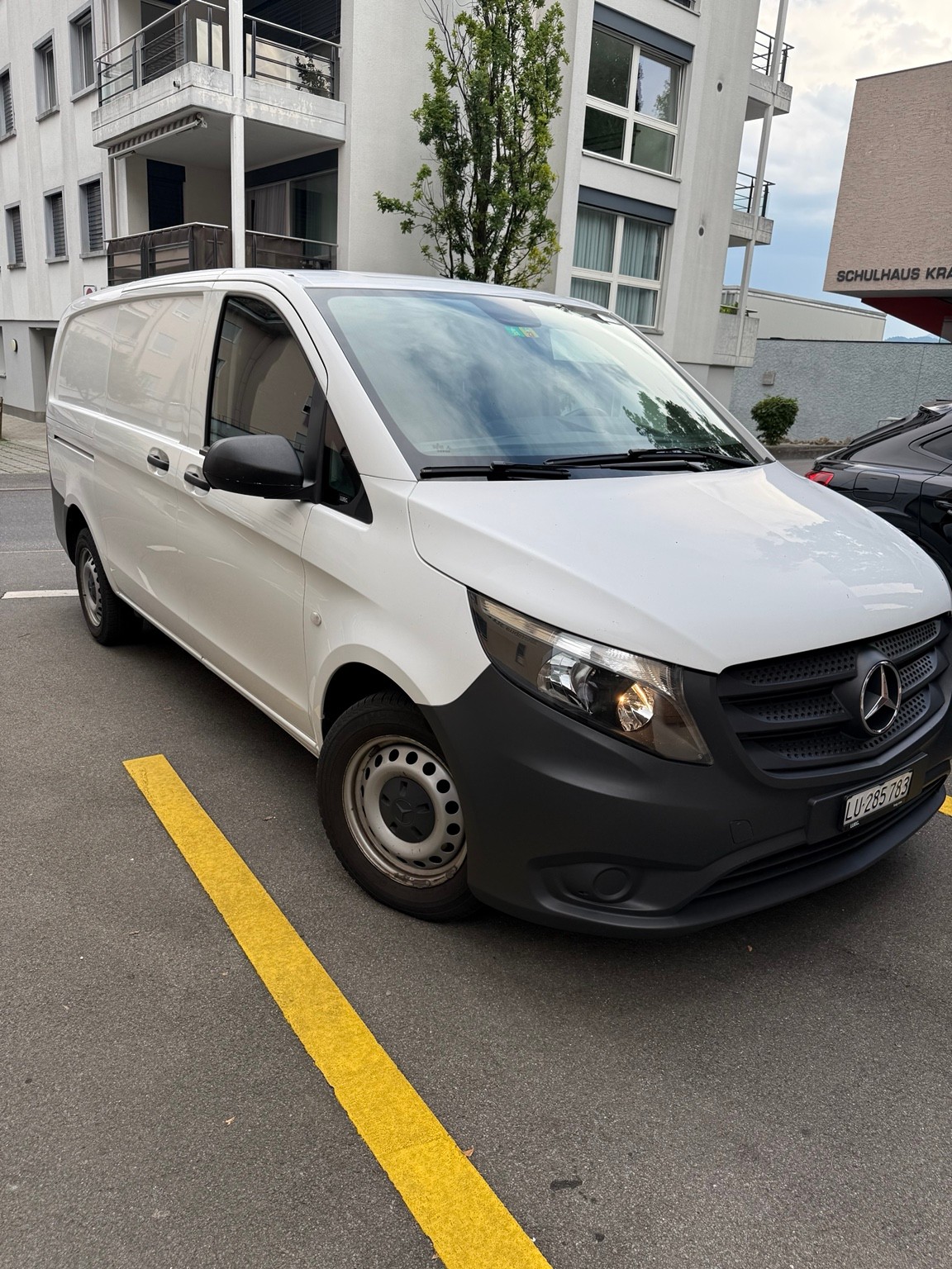 MERCEDES-BENZ 116 CDI Lang 9G-Tronic Base - Automat-image-12