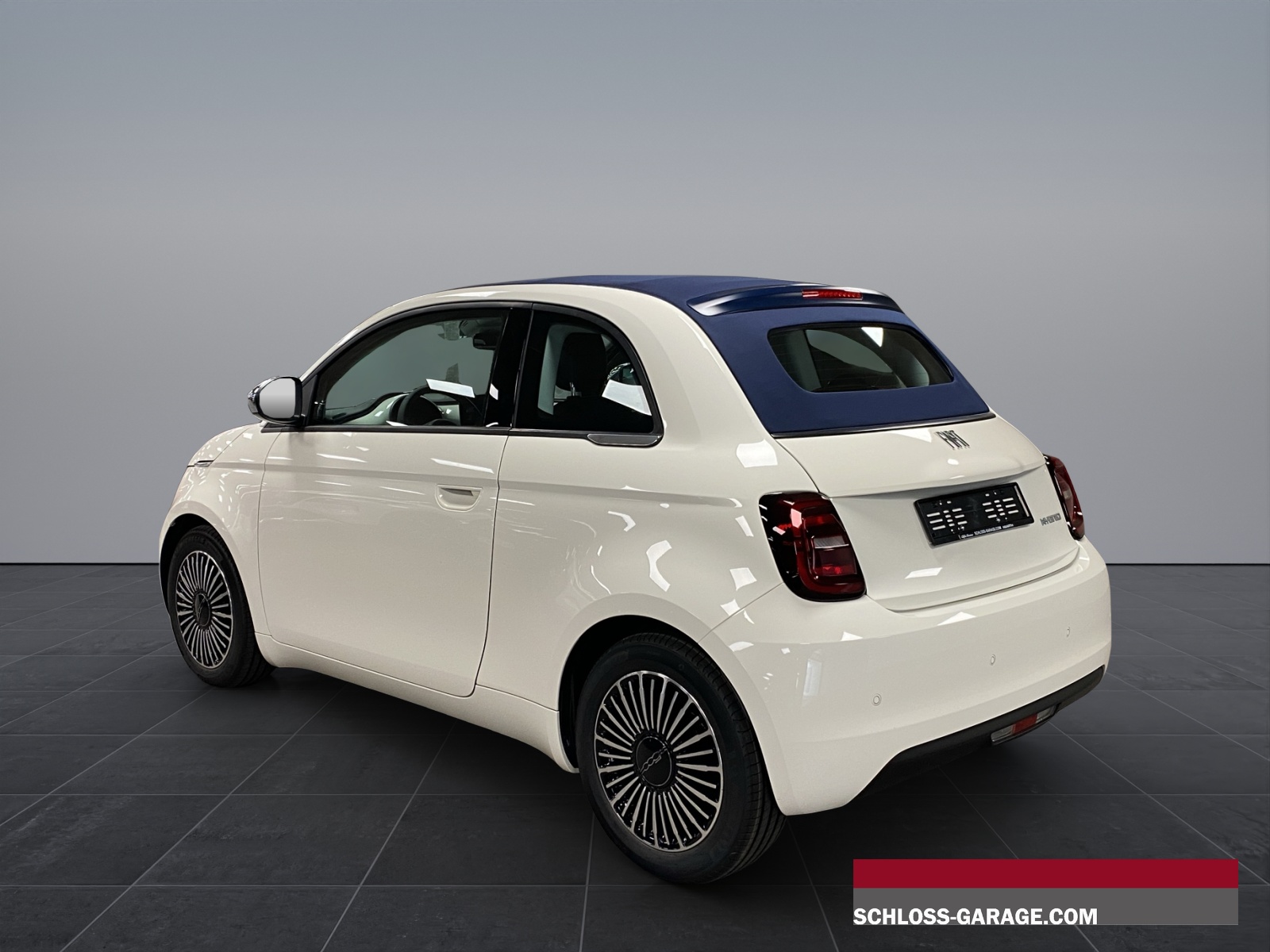 FIAT 500 Cabrio 1.0 Hybrid Icon Dol-showroom-element-3