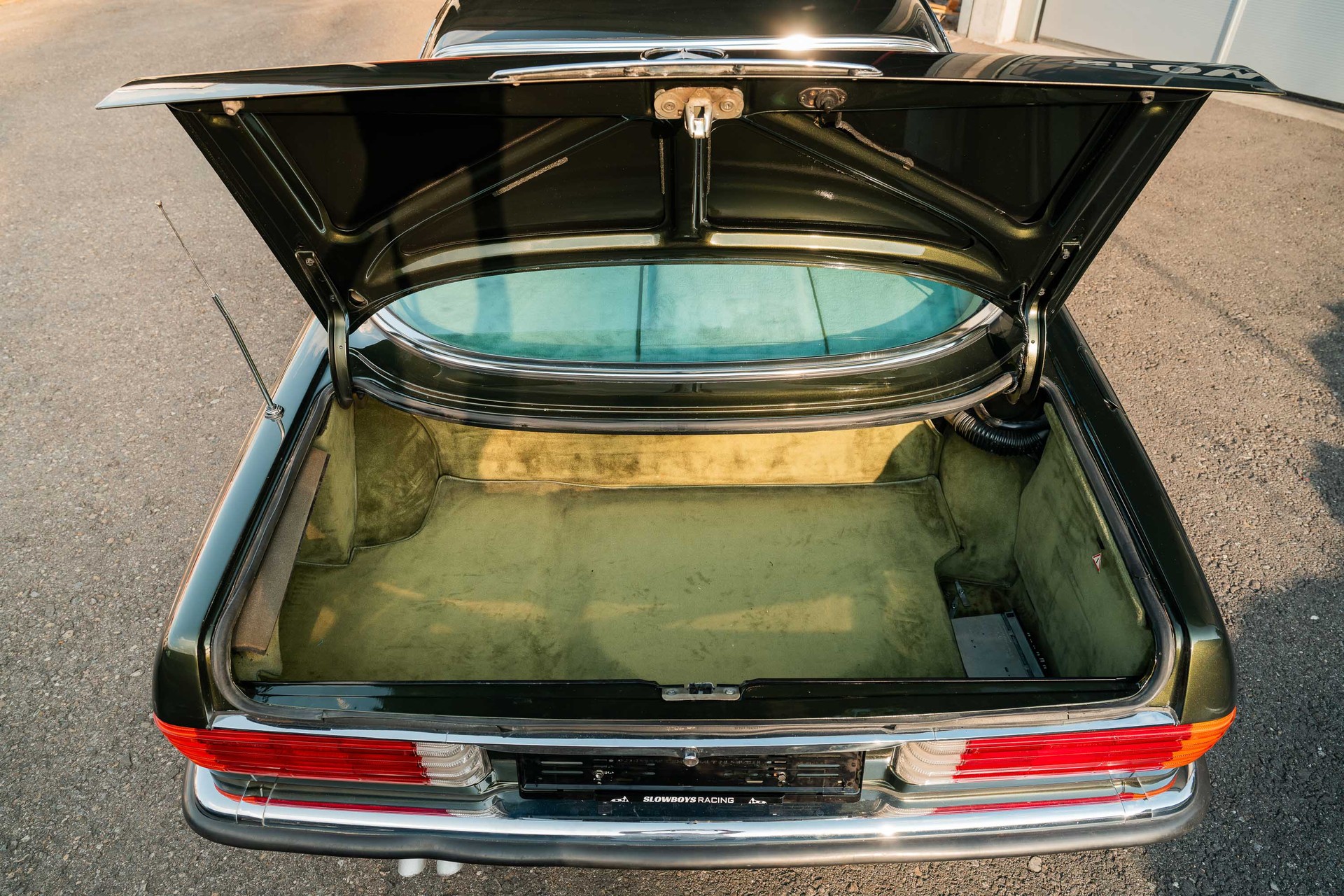 MERCEDES-BENZ SLC 280-image-10