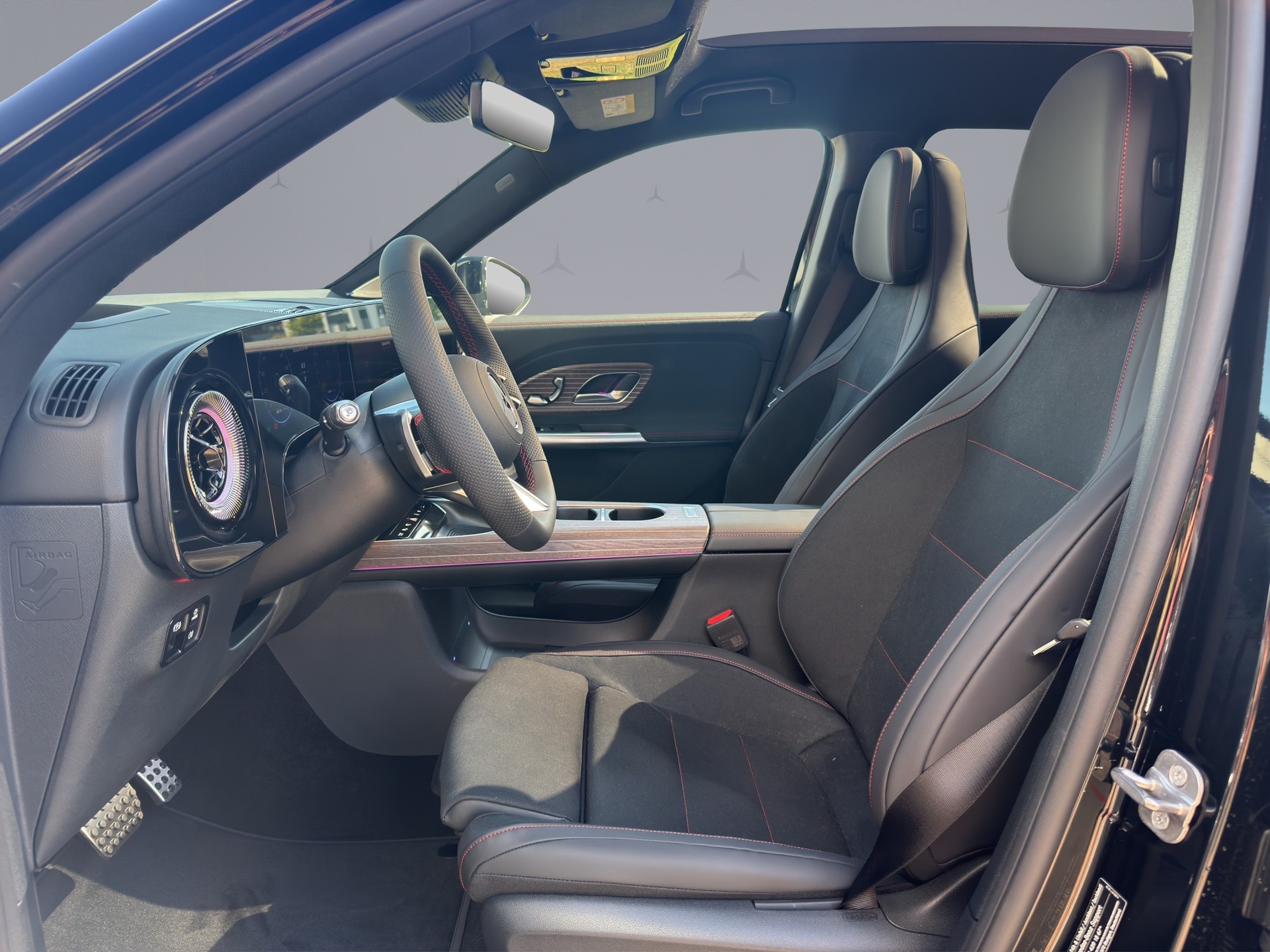 MERCEDES-BENZ GLB 220 4matic-image-9