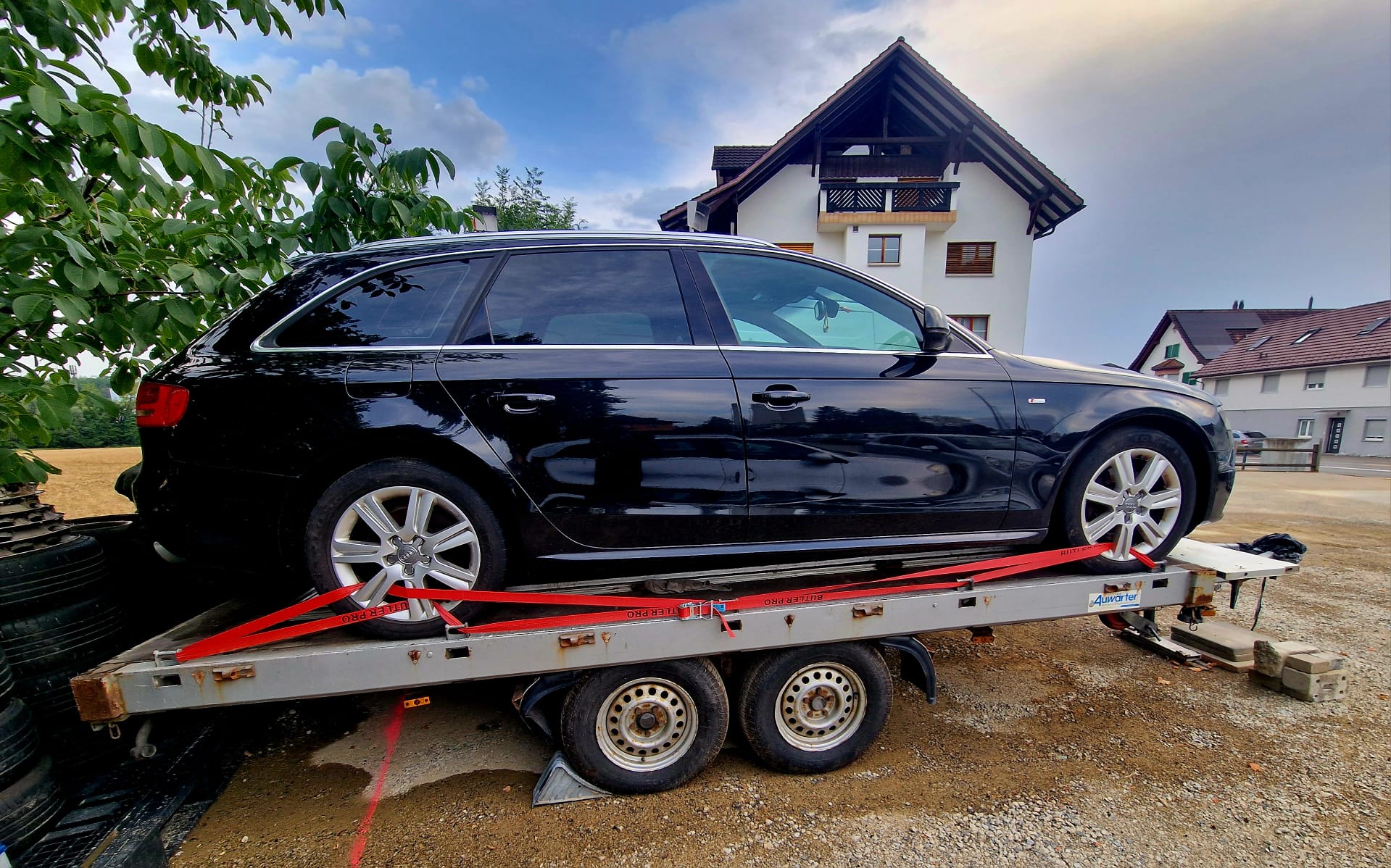 AUDI A4 Avant 3.0 TDI quattro tiptronic-image-8
