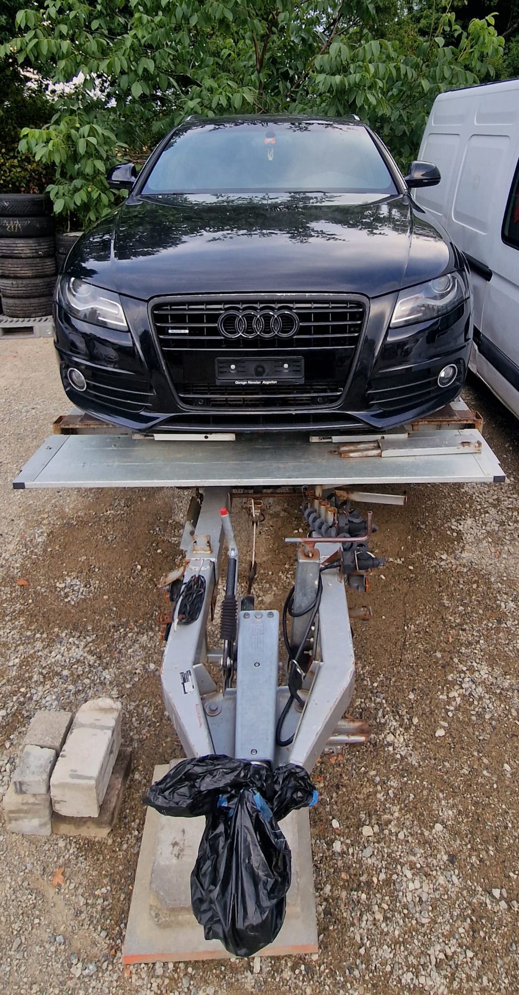 AUDI A4 Avant 3.0 TDI quattro tiptronic-image-4
