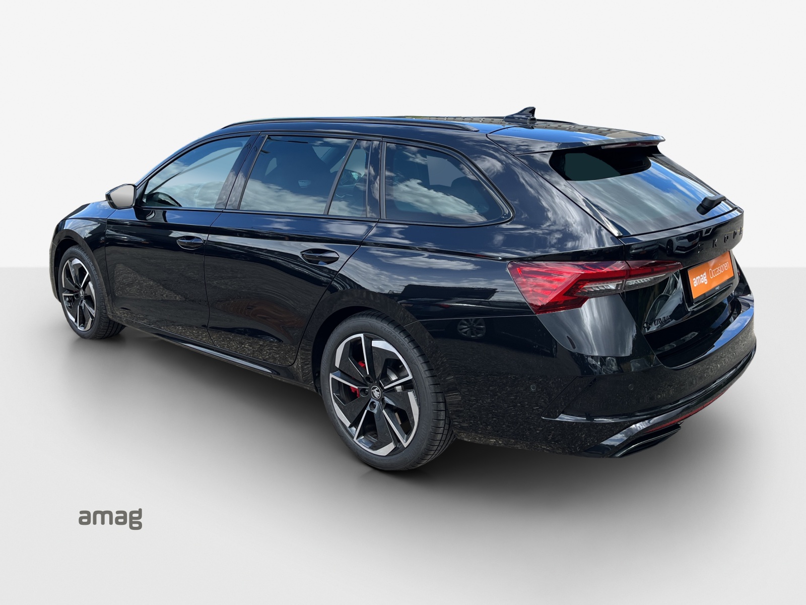SKODA Octavia Combi 2.0 TSI DSG RS-showroom-element-2