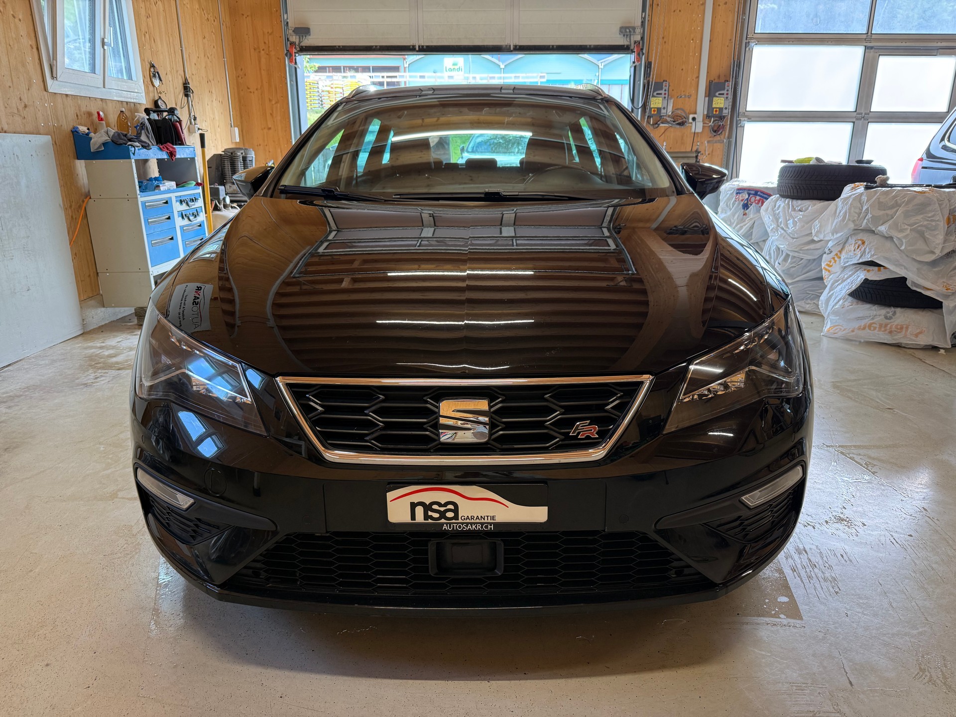 SEAT Leon ST 2.0 TDI SWISS FR DSG-showroom-element-1