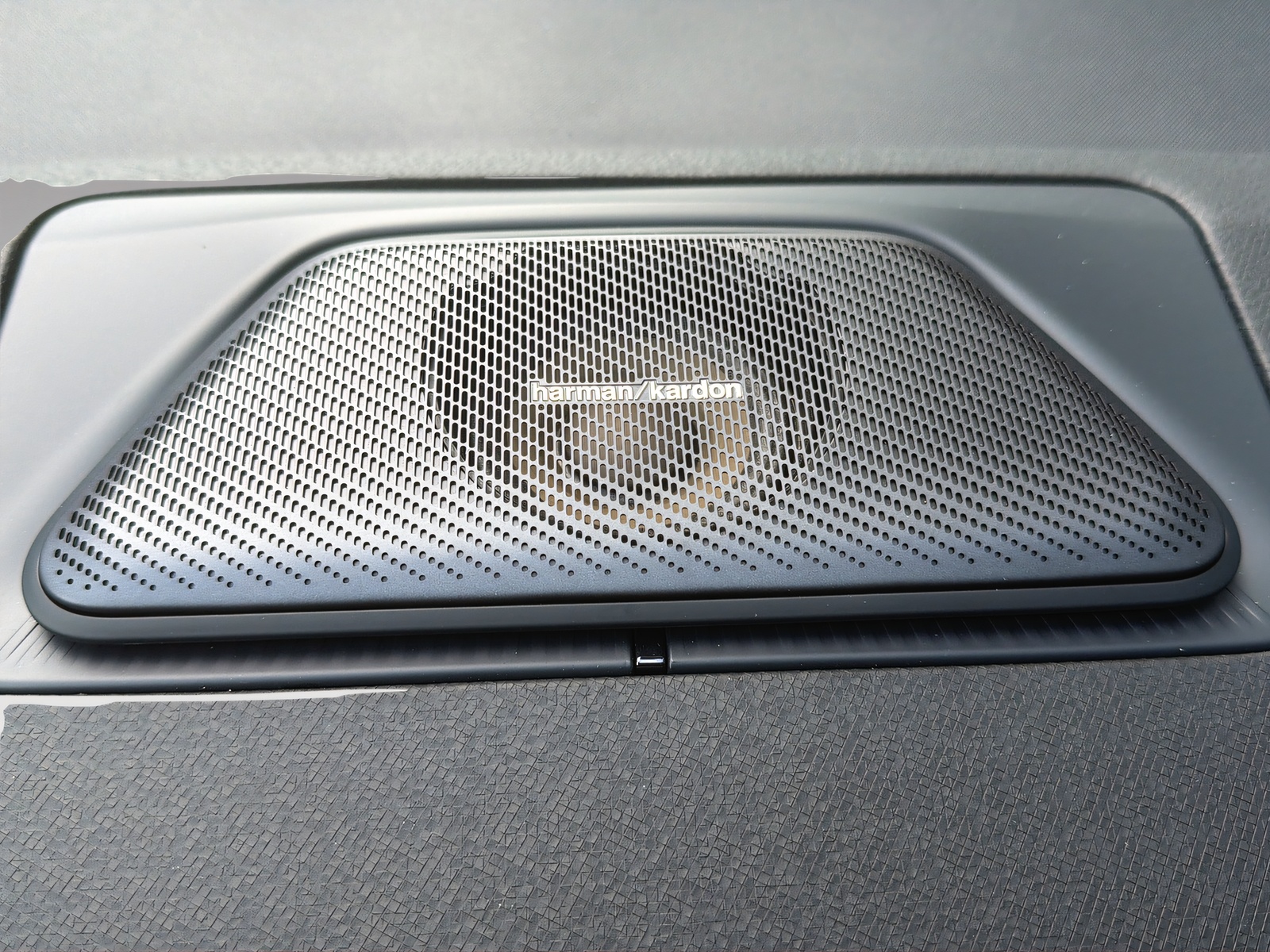 LYNK & CO 02 More-image-16
