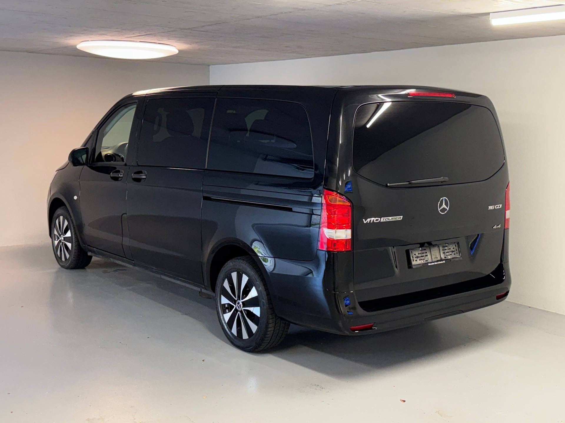 MERCEDES-BENZ Vito 116 CDI Lang Select Tourer 4Matic 9G-Tronic-image-3