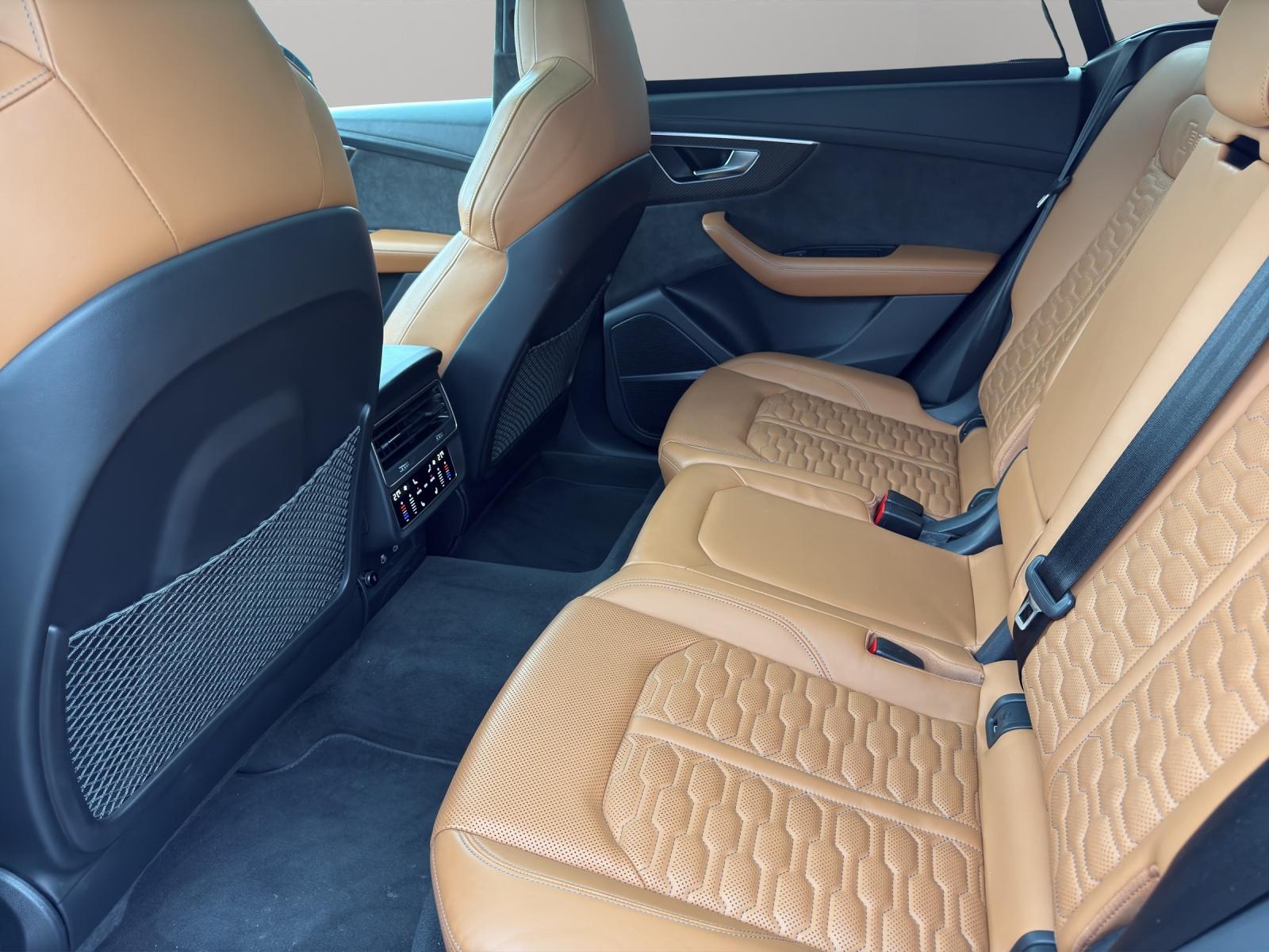 AUDI RS Q8 4.0 V8 TFSI quattro T-Tronic-image-18