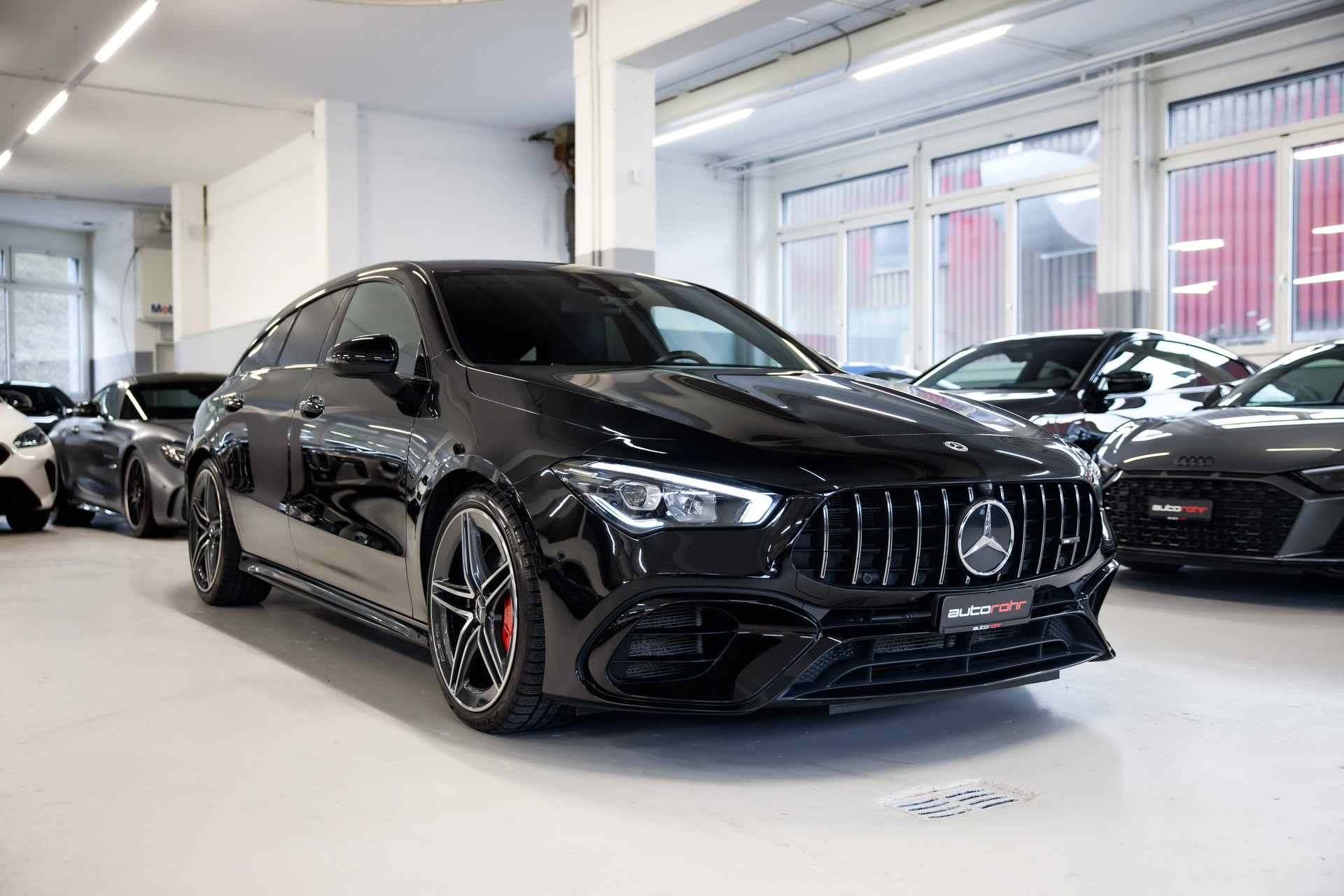 MERCEDES-BENZ CLA Shooting Brake 45 S AMG 4Matic+ 8G-DCT-showroom-element-2