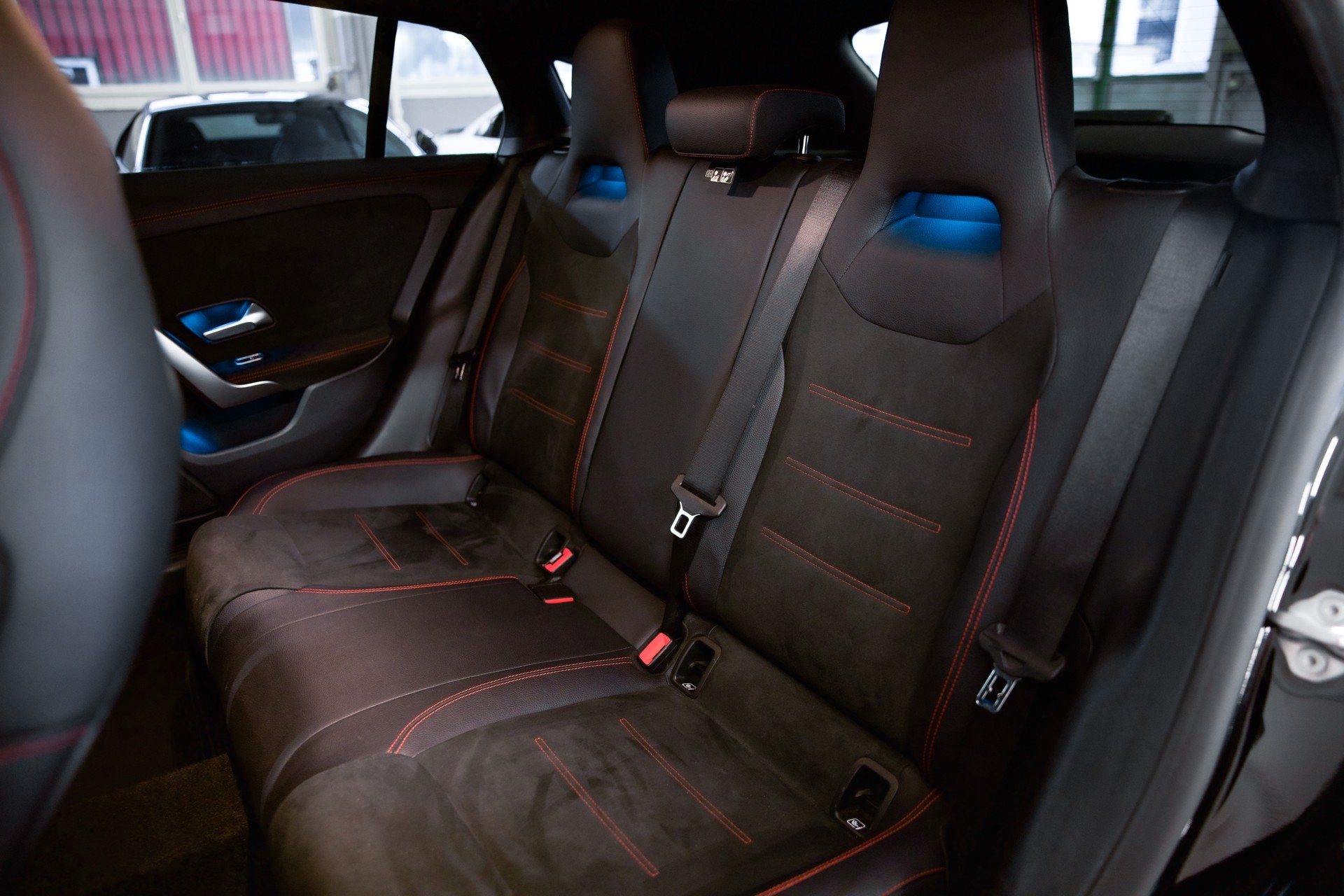 MERCEDES-BENZ CLA Shooting Brake 45 S AMG 4Matic+ 8G-DCT-image-21