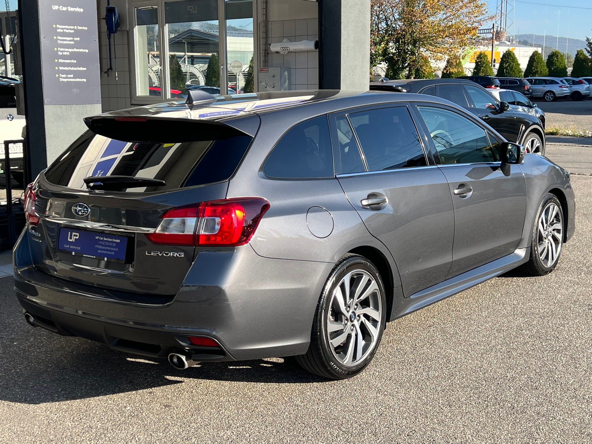 SUBARU Levorg 2.0i Swiss Plus * 4x4 *-image-4