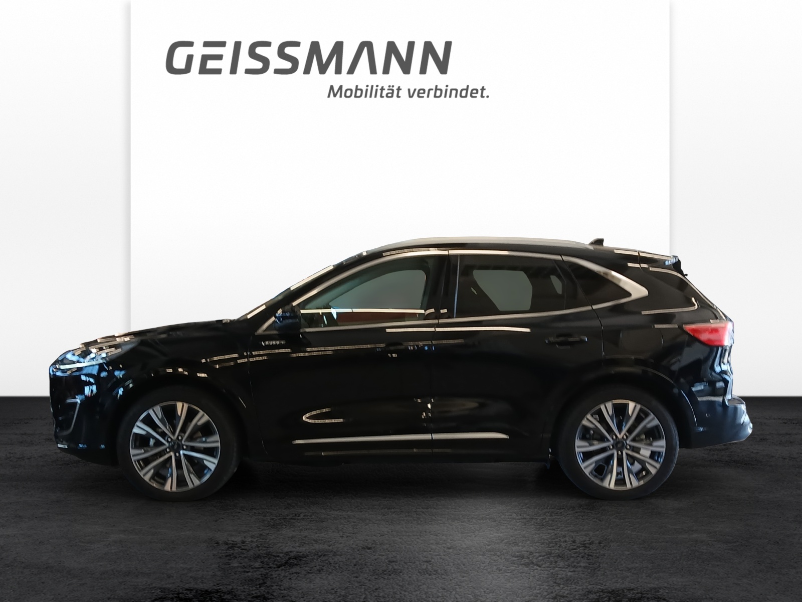FORD Kuga 2.5 Plug-in Hybrid Vignale-showroom-element-1