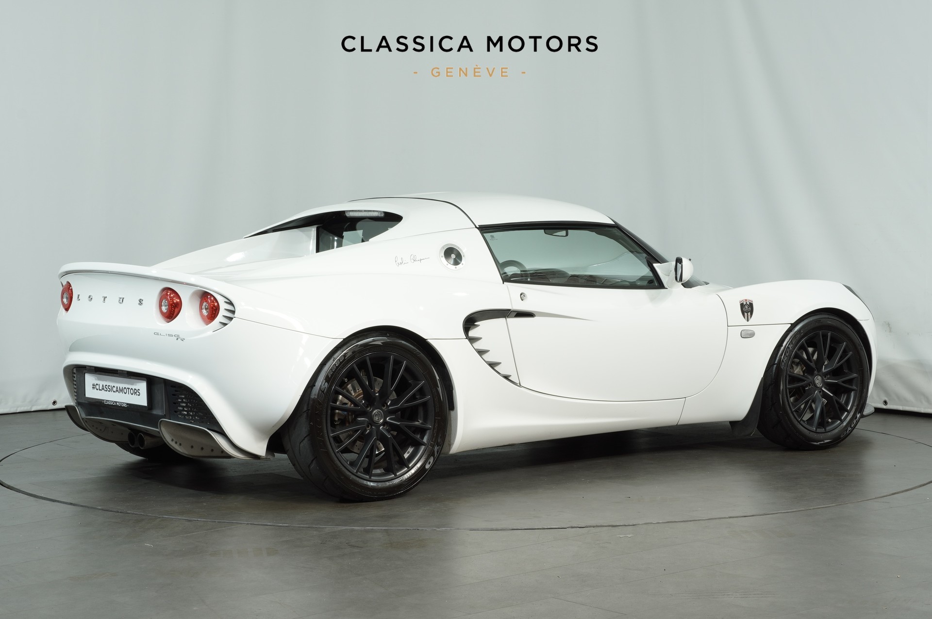 LOTUS Elise R-showroom-element-3