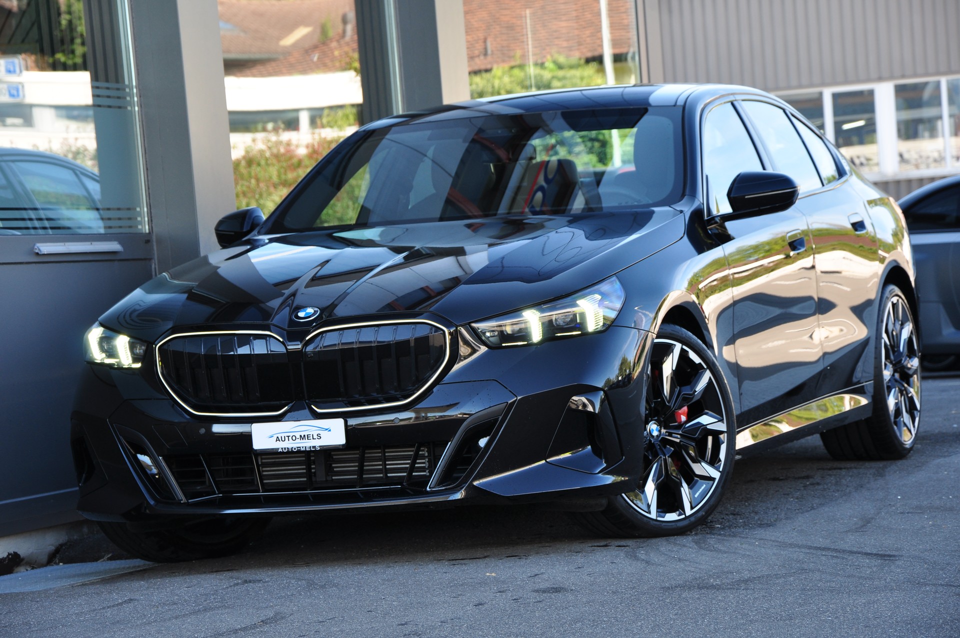 BMW 540d xDrive 48V M Sport Pro Steptronic-image-1
