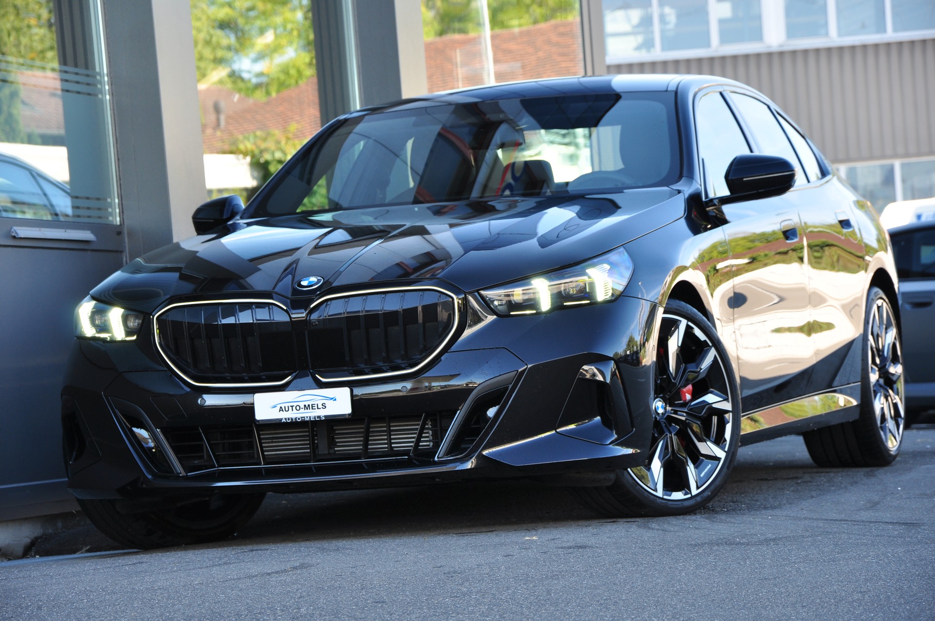 BMW 540d xDrive 48V M Sport Pro Steptronic-image-2